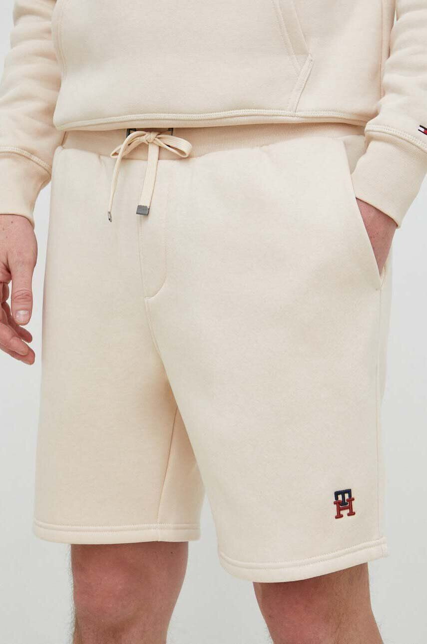 Tommy Hilfiger Kratke hlače ženski bela barva - Pepit.si