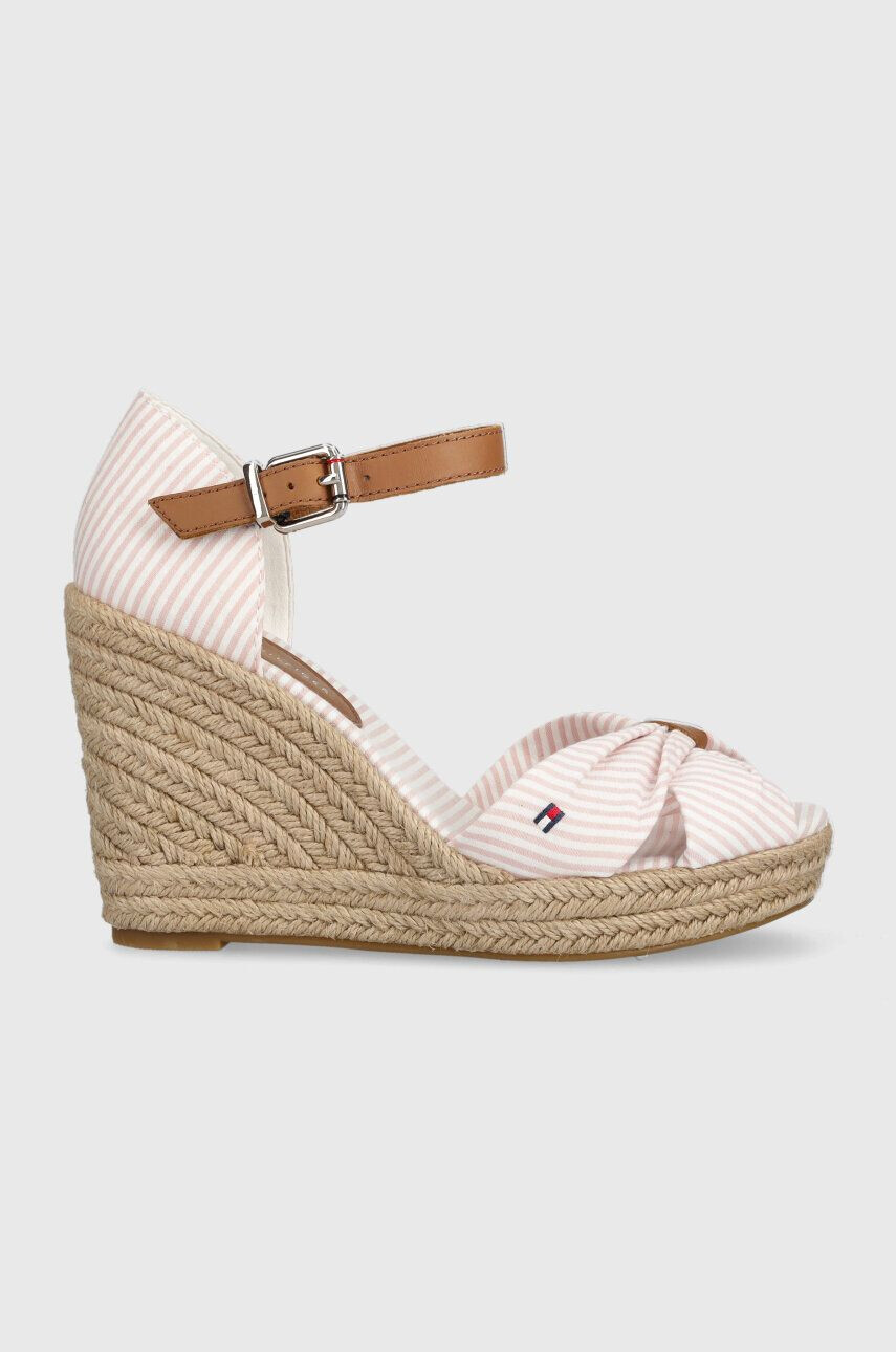 Tommy Hilfiger Sandali BASIC SEERSUCKER HIGH WEDGE ženski roza barva FW0FW07160 - Pepit.si