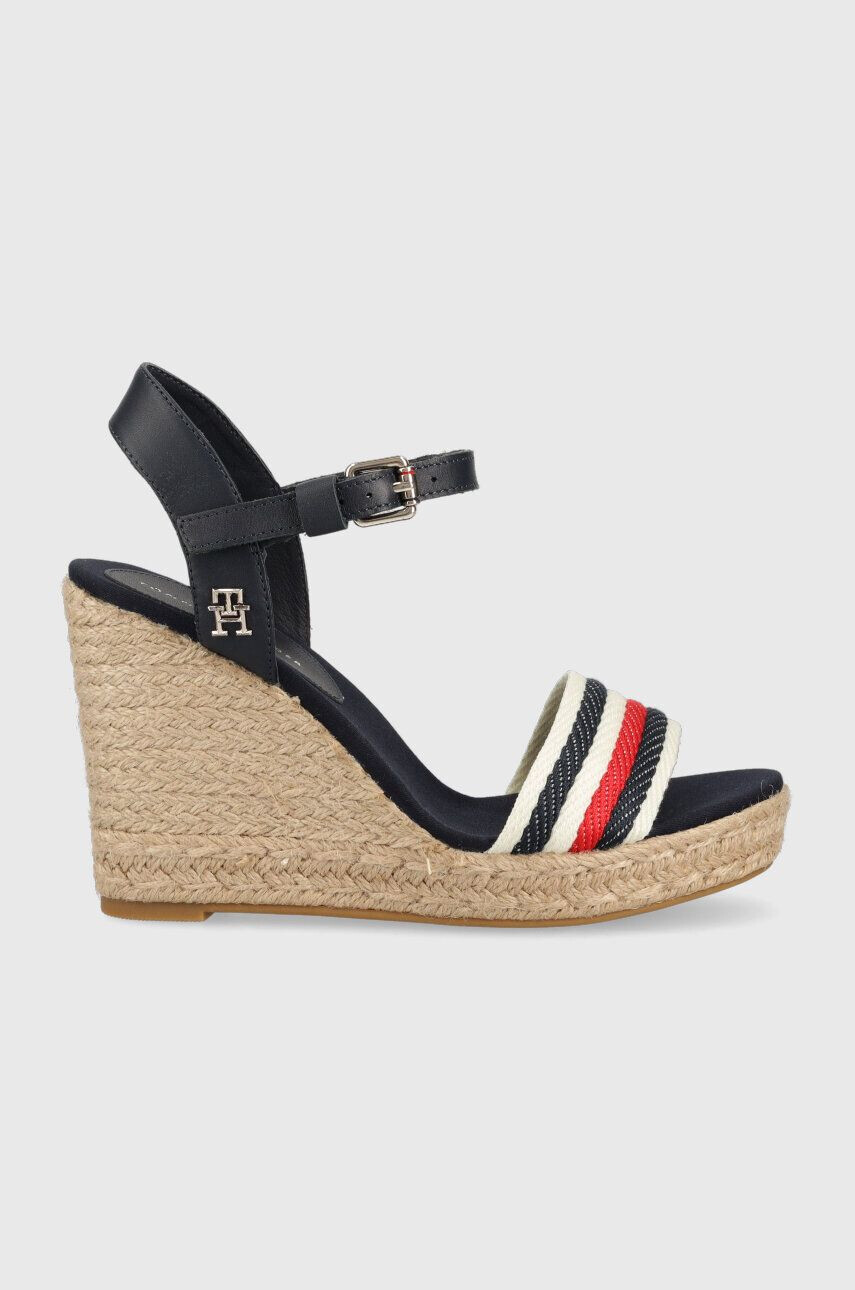 Tommy Hilfiger Sandali CORPORATE WEDGE ženski mornarsko modra barva FW0FW07086 - Pepit.si