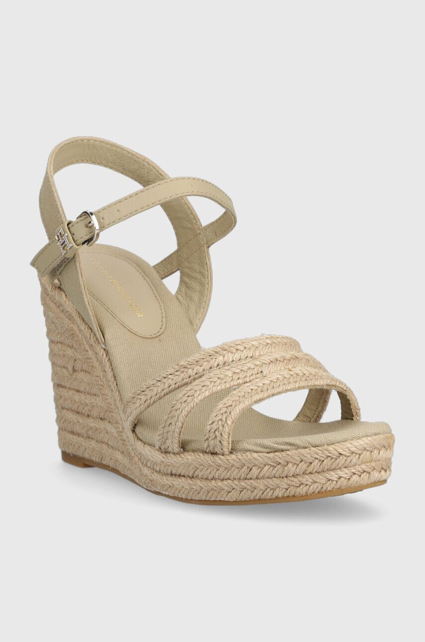 Tommy Hilfiger Sandali ESSENTIAL BASIC WEDGE SANDAL ženski bež barva FW0FW07220 - Pepit.si