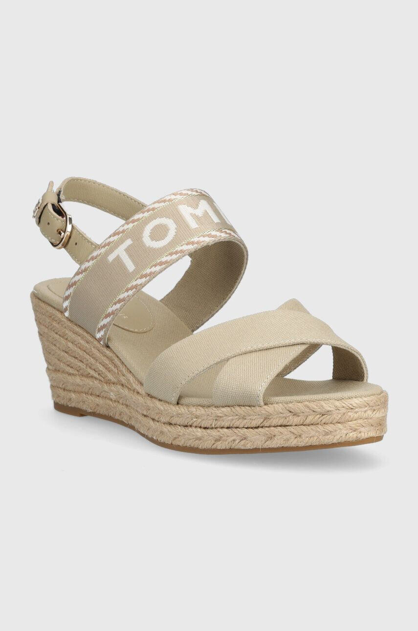 Tommy Hilfiger Sandali SEASONAL WEBBING MID WEDGE ženski bež barva FW0FW07091 - Pepit.si