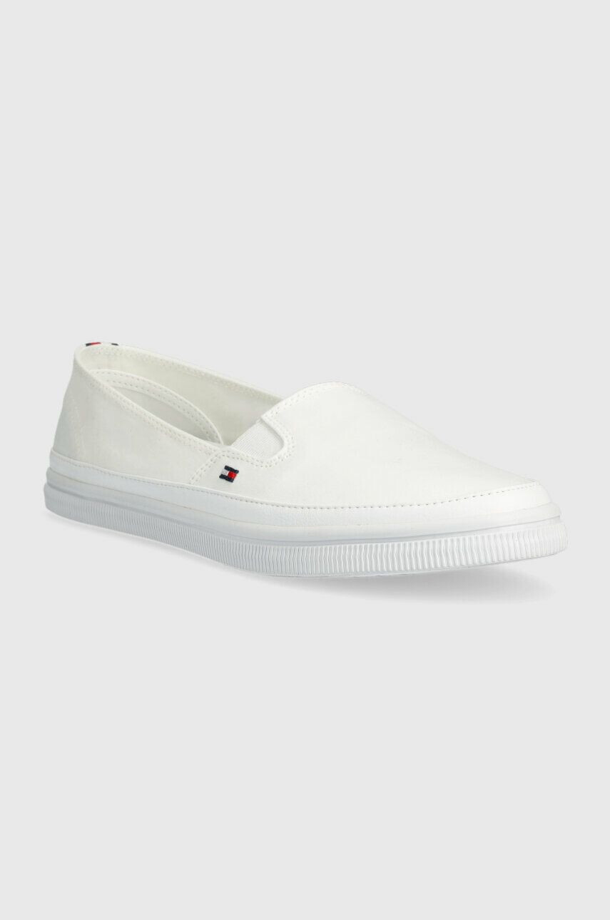 Tommy Hilfiger Teniske ESSENTIAL KESHA SLIP-ON ženske bela barva FW0FW07121 - Pepit.si