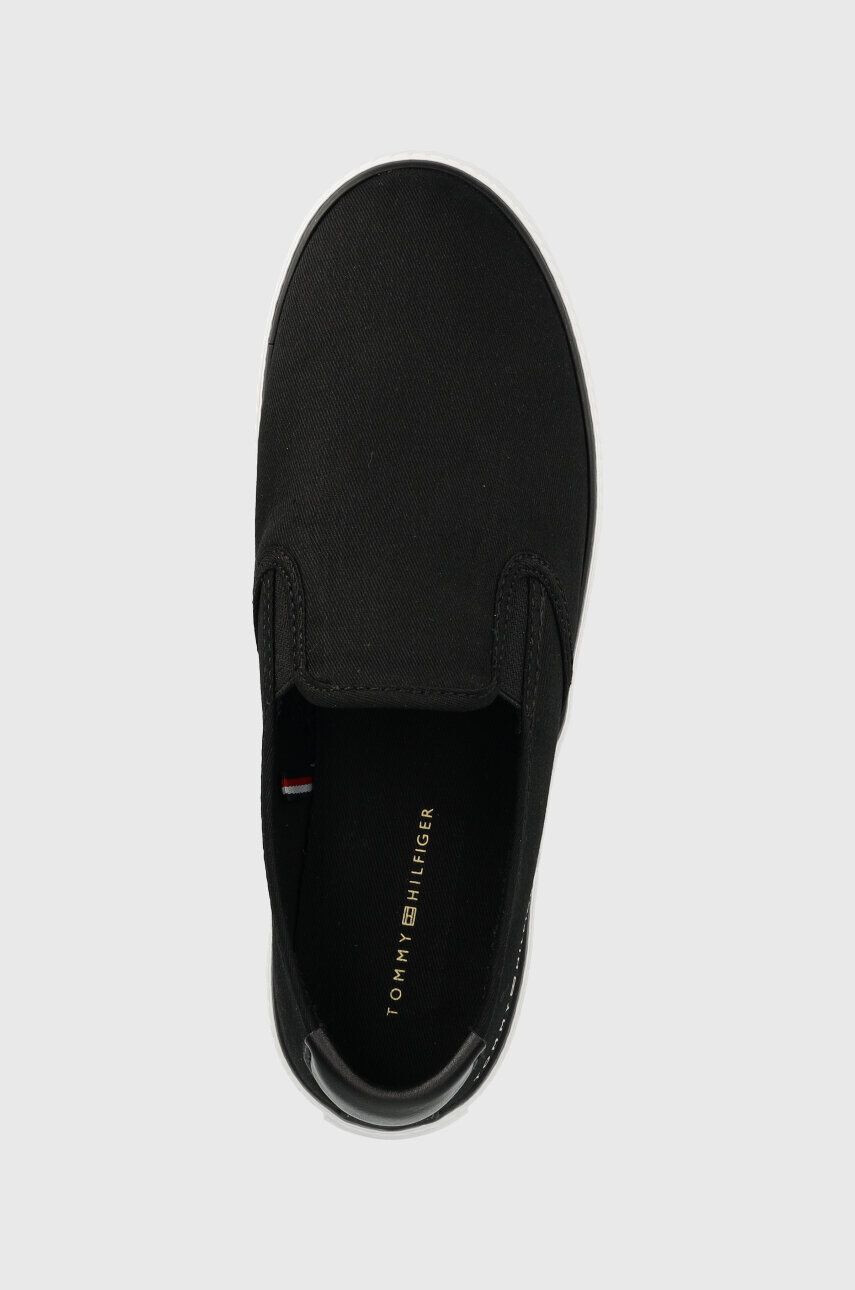 Tommy Hilfiger Teniske ESSENTIAL SLIP-ON SNEAKER BL ženske črna barva FW0FW07249 - Pepit.si