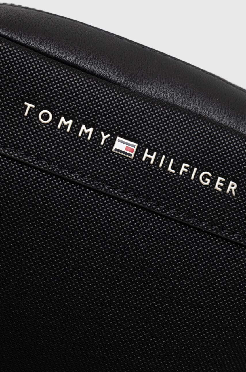 Tommy Hilfiger Torbica za okoli pasu črna barva - Pepit.si