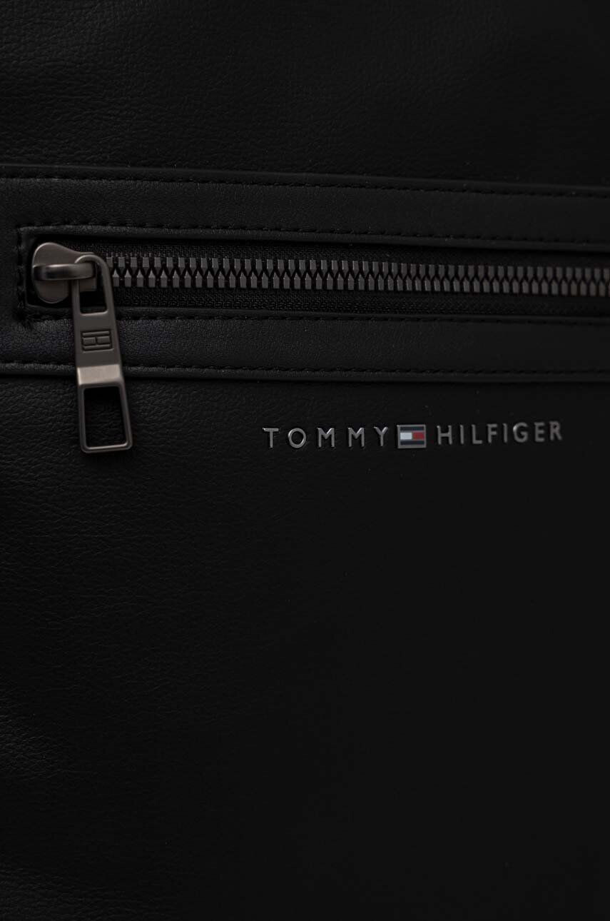 Tommy Hilfiger Torbica za okoli pasu črna barva - Pepit.si