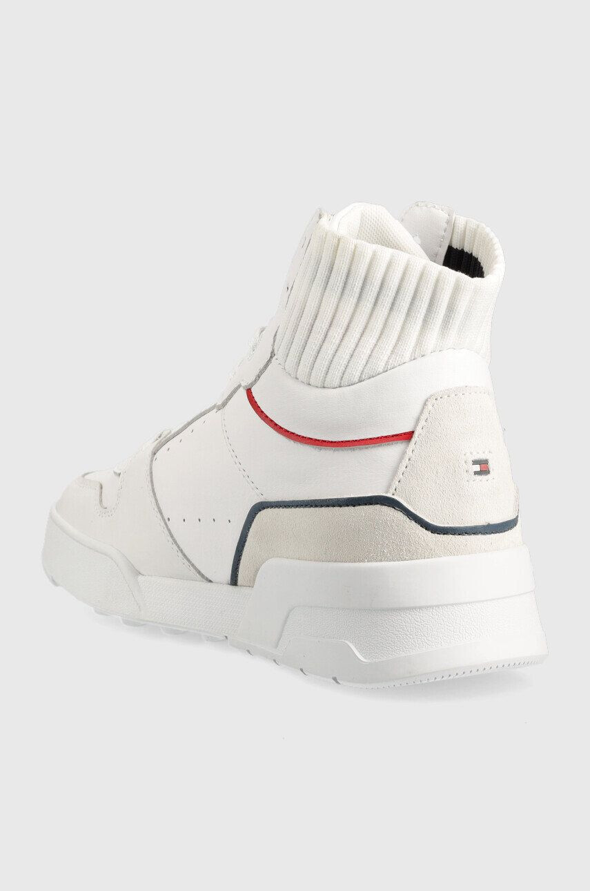 Tommy Hilfiger Usnjene superge High Cut Basket bela barva - Pepit.si