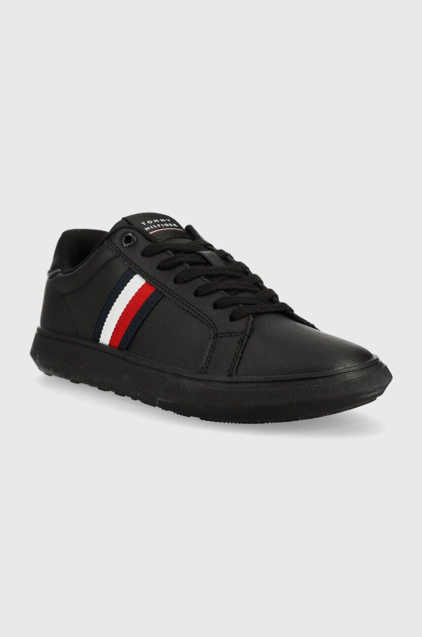 Tommy Hilfiger Usnjene teniske CORPORATE LEATHER CUP STRIPES črna barva FM0FM04732 - Pepit.si