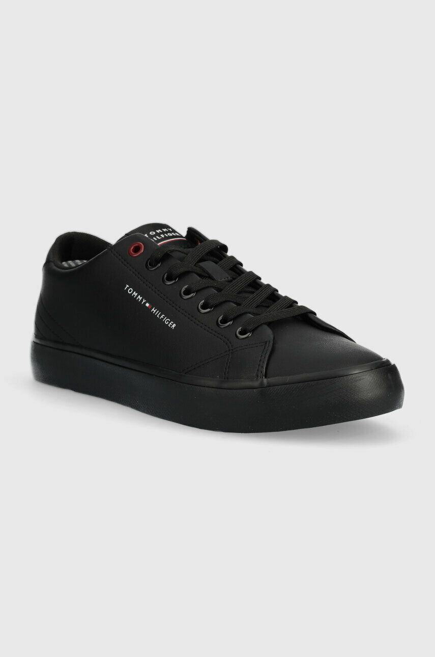 Tommy Hilfiger Usnjene teniske TH HI VULC CORE LOW LEATHER črna barva FM0FM04731 - Pepit.si