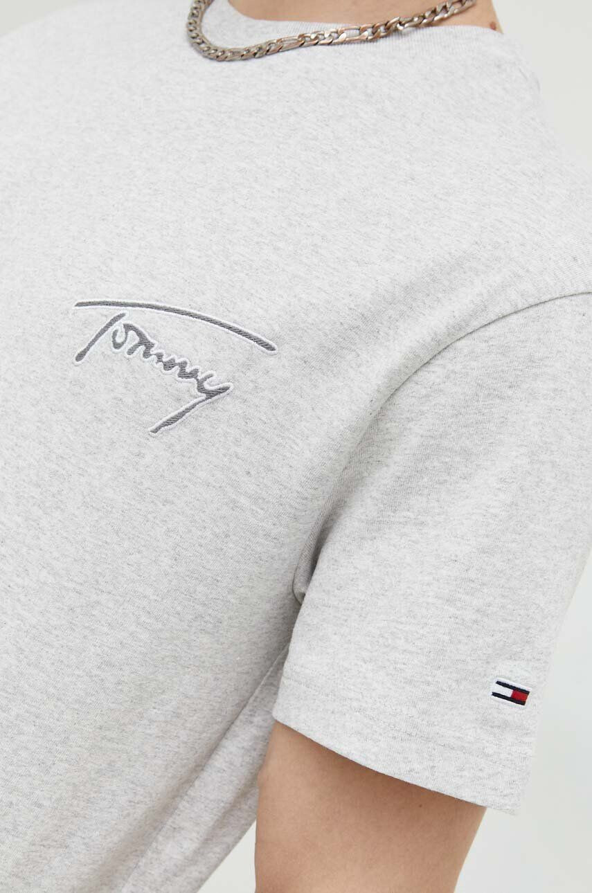 Tommy Jeans Bombažna kratka majica siva barva - Pepit.si