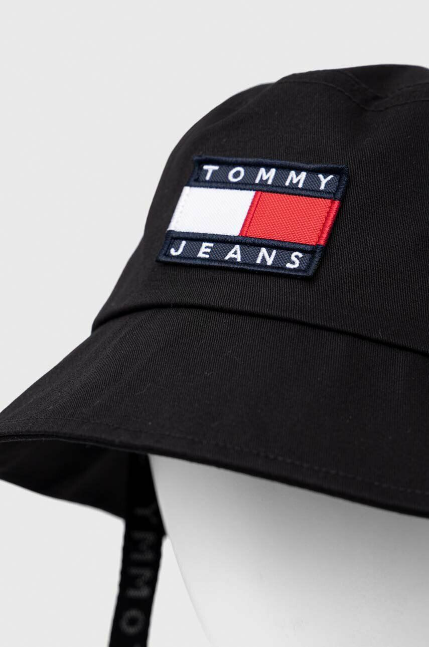 Tommy Jeans Bombažni klobuk roza barva - Pepit.si