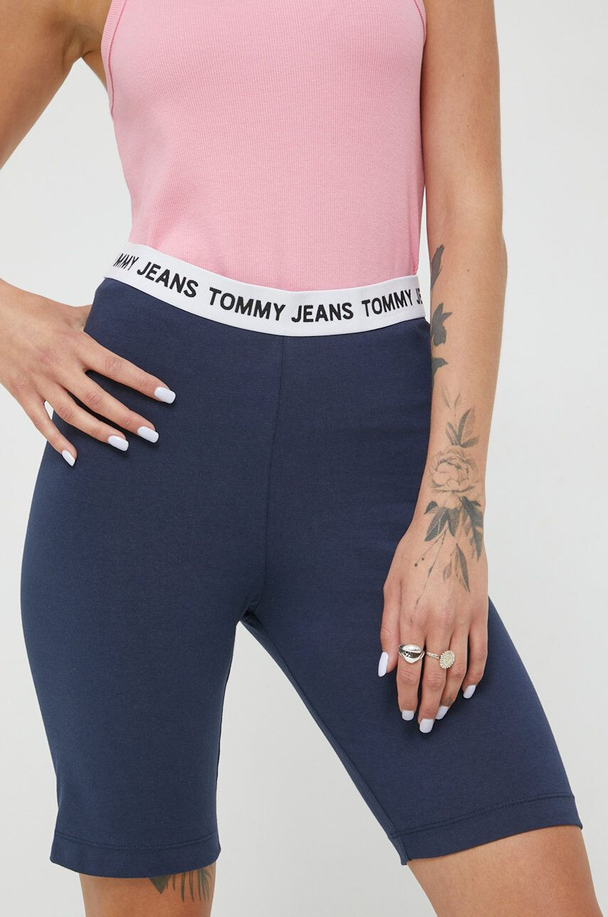 Tommy Jeans Kratke hlače ženski mornarsko modra barva - Pepit.si