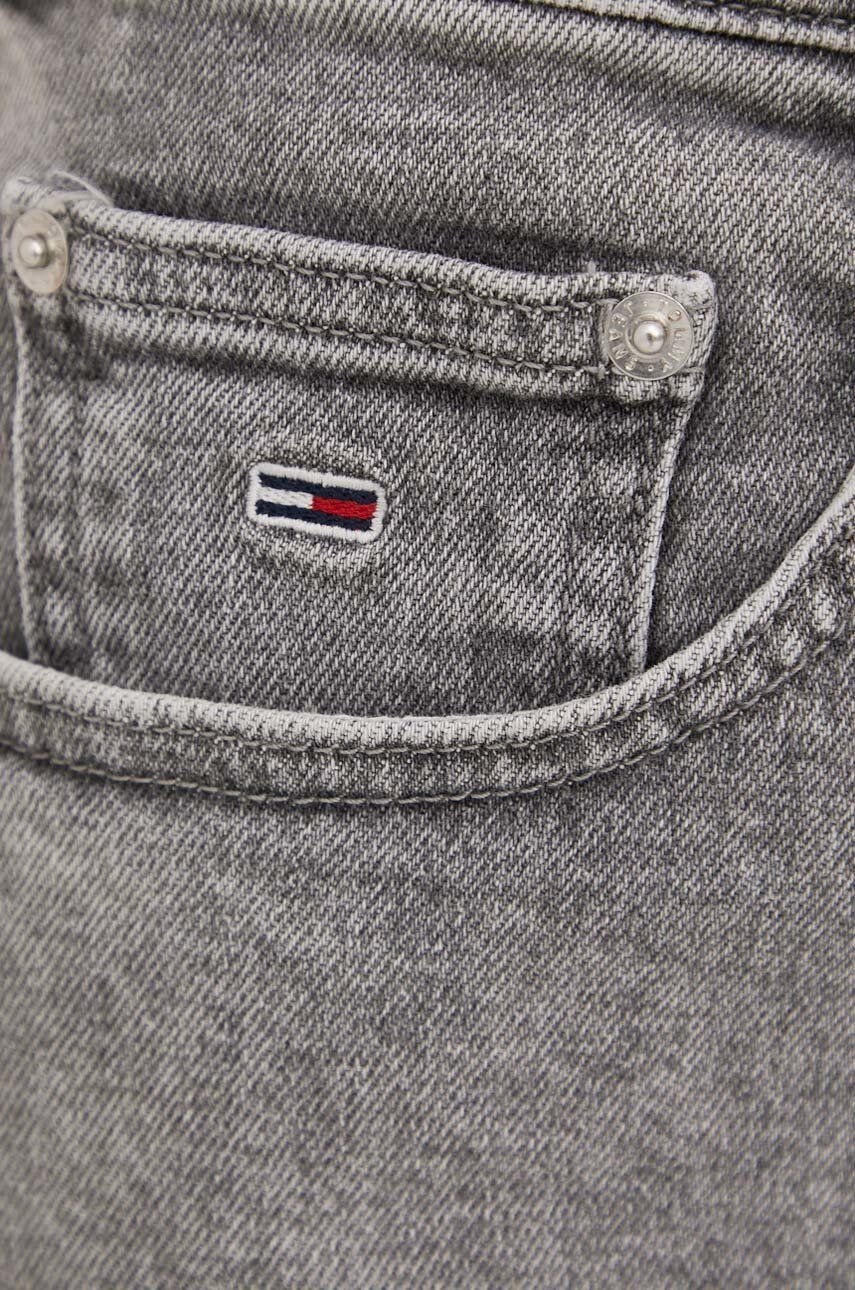 Tommy Jeans Kratke hlače iz jeansa Bf6172 - Pepit.si