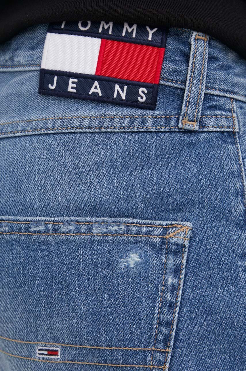 Tommy Jeans Kratke hlače iz jeansa Bf8035 moško - Pepit.si