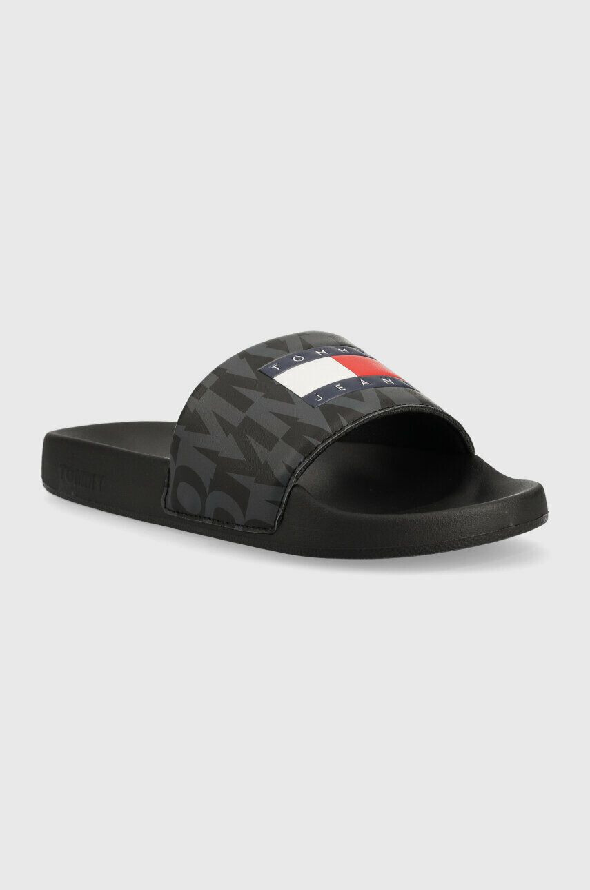 Tommy Jeans Natikači POOL SLIDE PRINT moški črna barva EM0EM01146 - Pepit.si