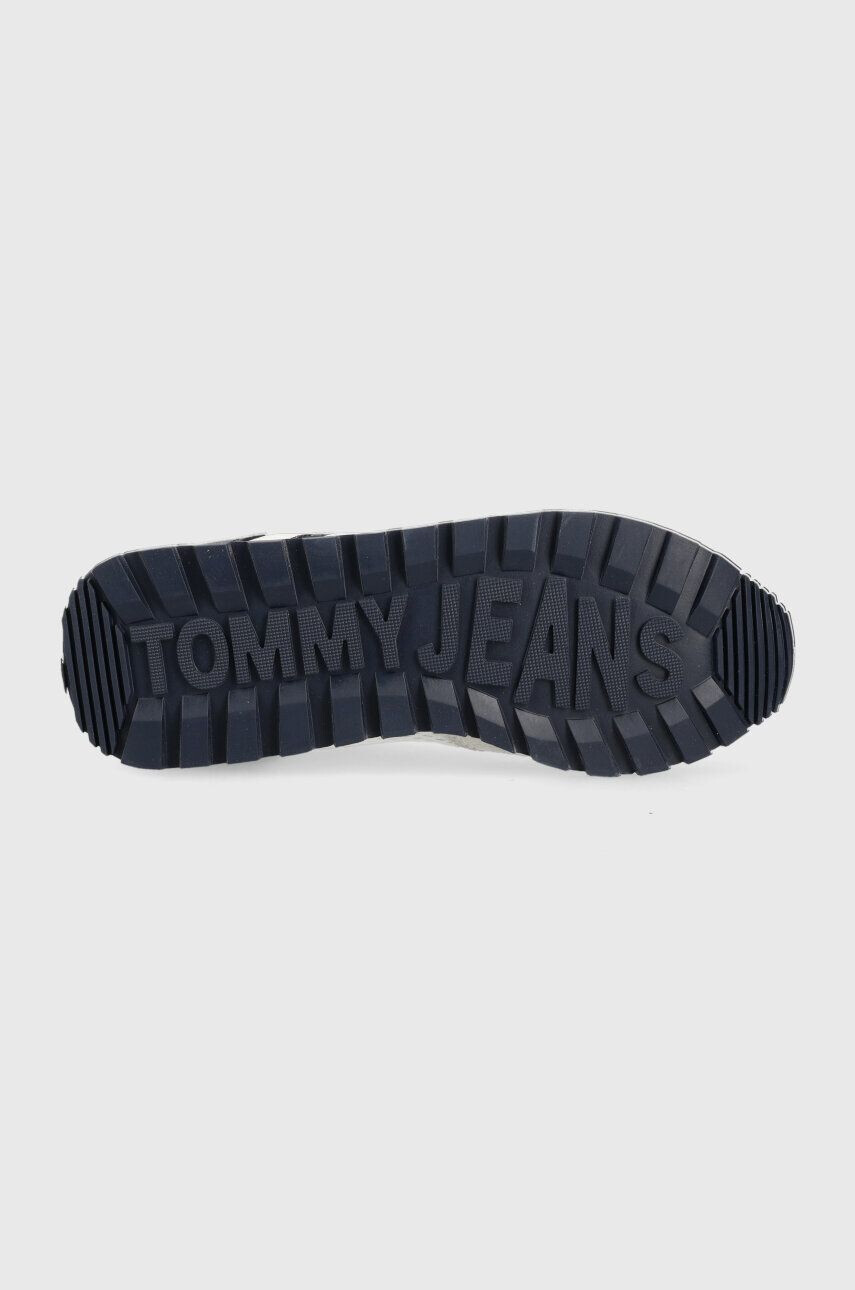 Tommy Jeans Superge RETRO RUNNER bela barva EN0EN02121 - Pepit.si