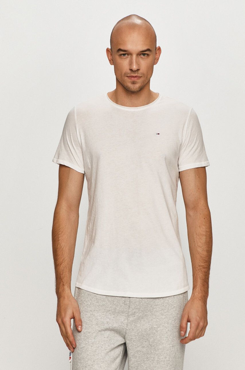 Tommy Jeans T-shirt bela barva - Pepit.si