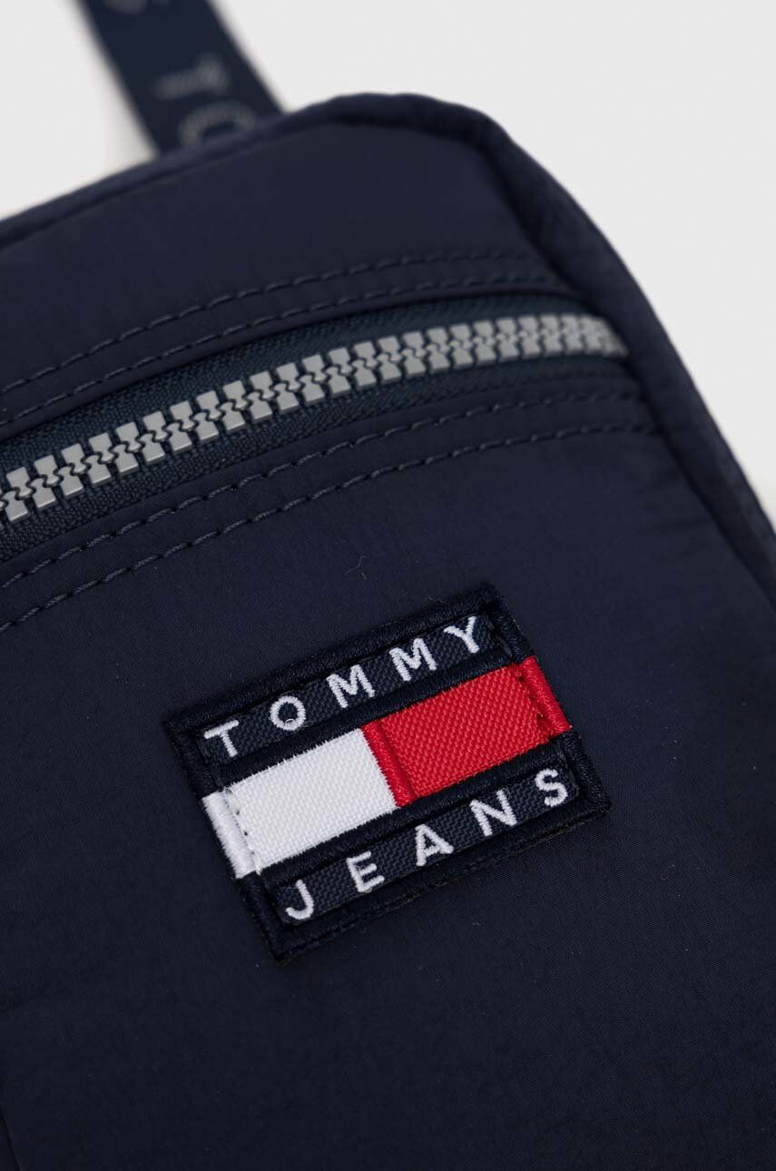 Tommy Jeans Torbica za okoli pasu mornarsko modra barva - Pepit.si