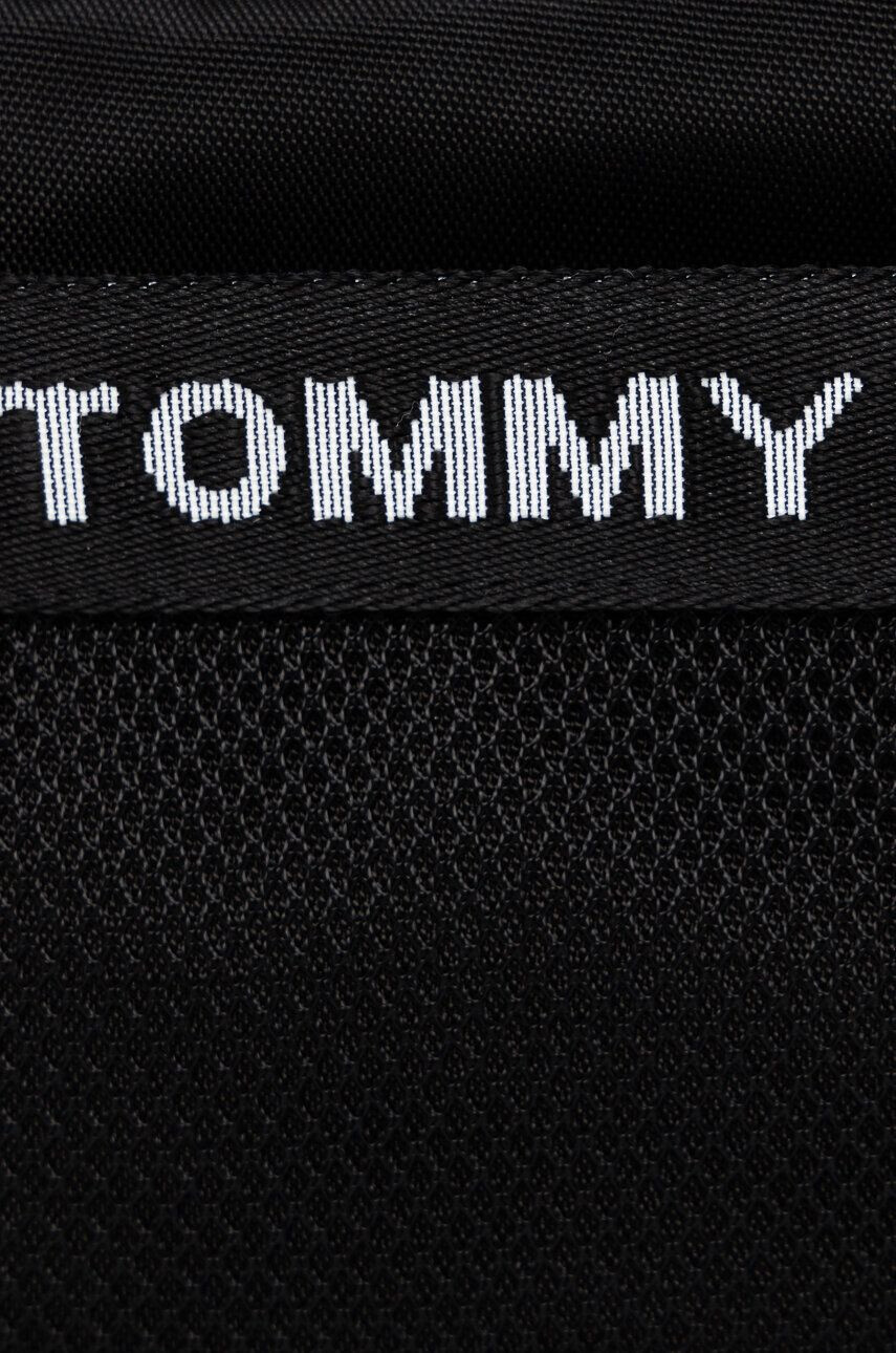 Tommy Jeans Torbica za okoli pasu črna barva - Pepit.si