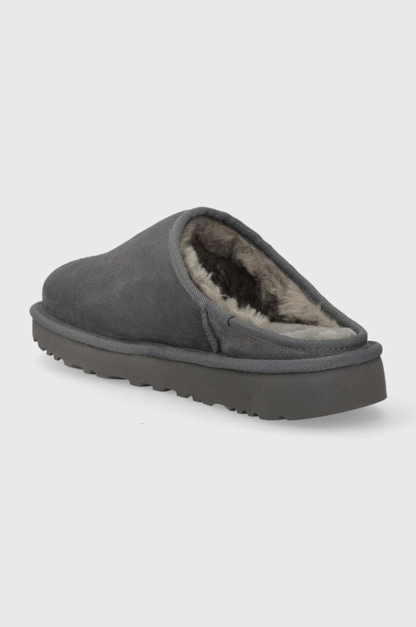 Ugg Copati iz semiša Classic Slip-On siva barva 1129290 - Pepit.si