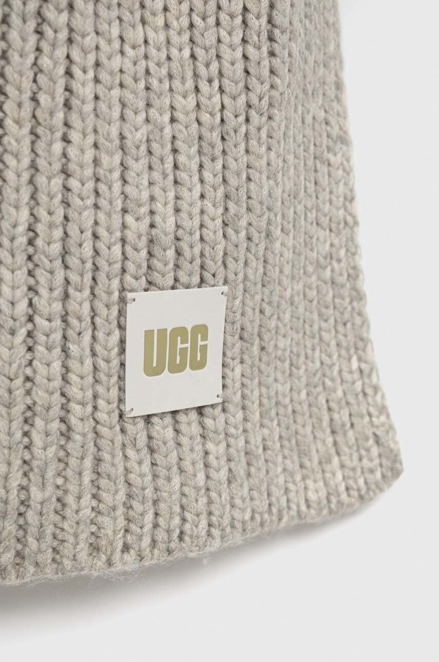 Ugg Kapa in šal s primesjo volne Chunky - Pepit.si