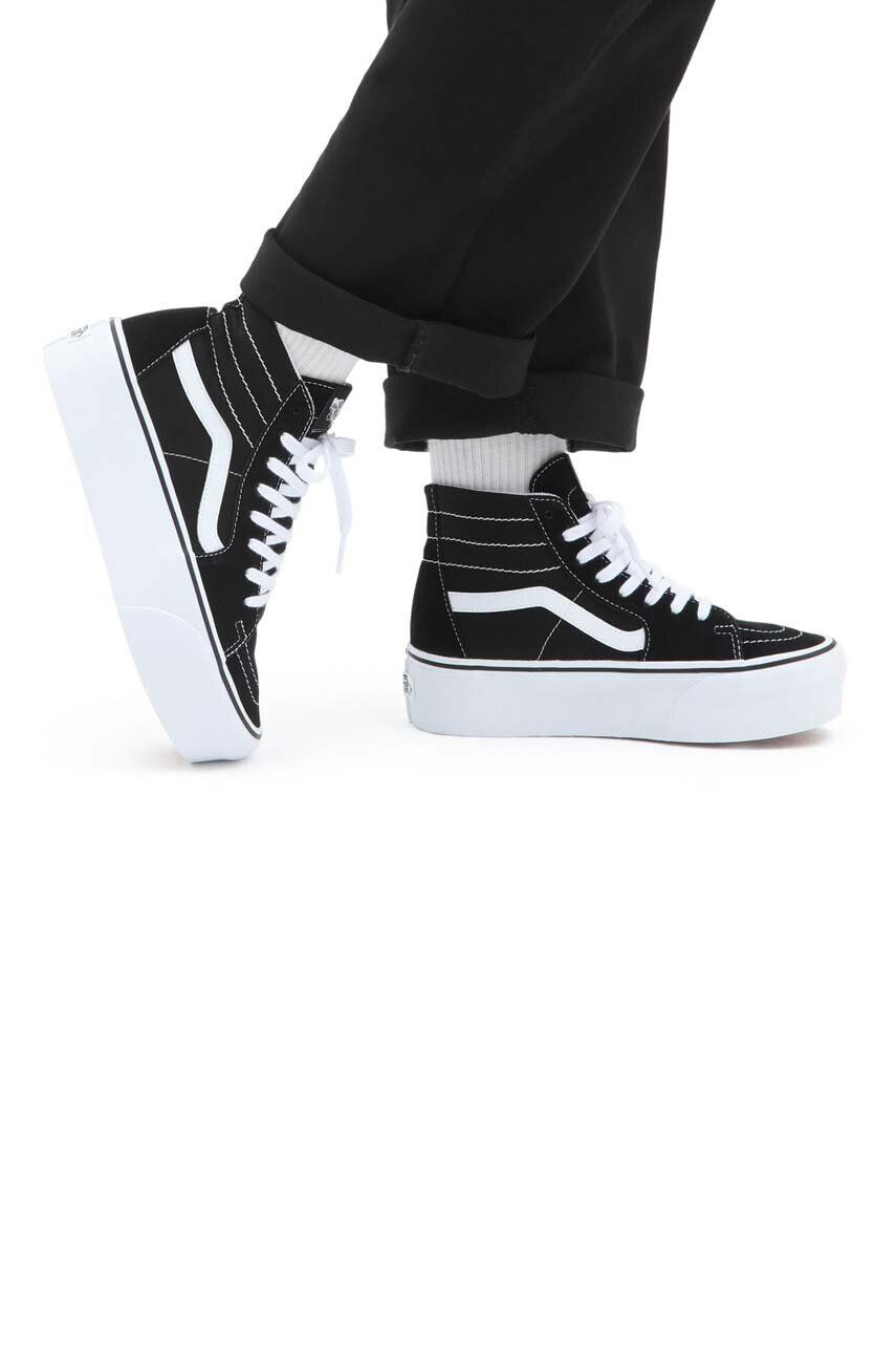 Vans Superge SK8-Hi Tapered Stackform ženske črna barva VN0A5JMKBMX1 - Pepit.si