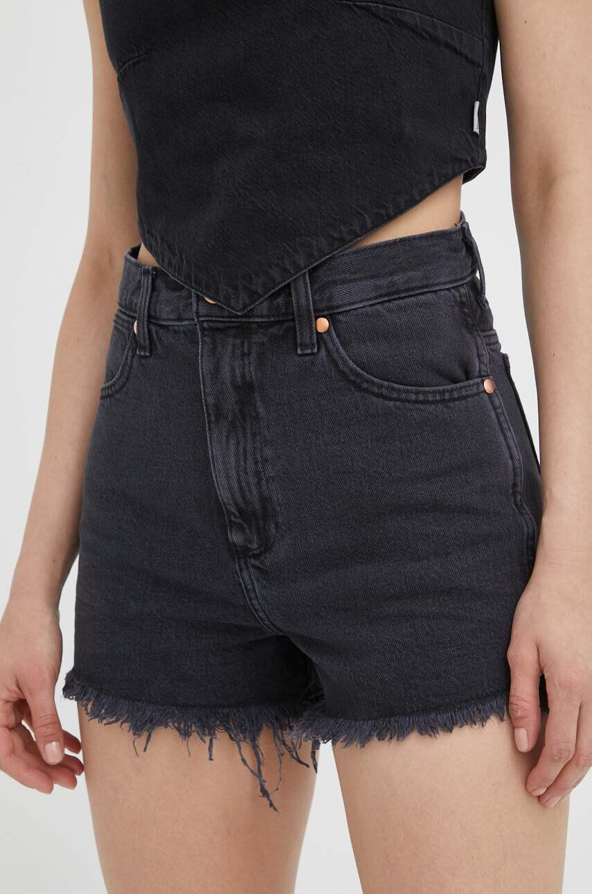 Wrangler Jeans kratke hlače ženske črna barva - Pepit.si