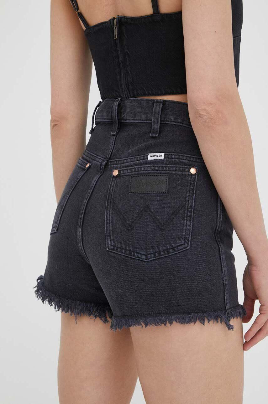 Wrangler Jeans kratke hlače ženske črna barva - Pepit.si