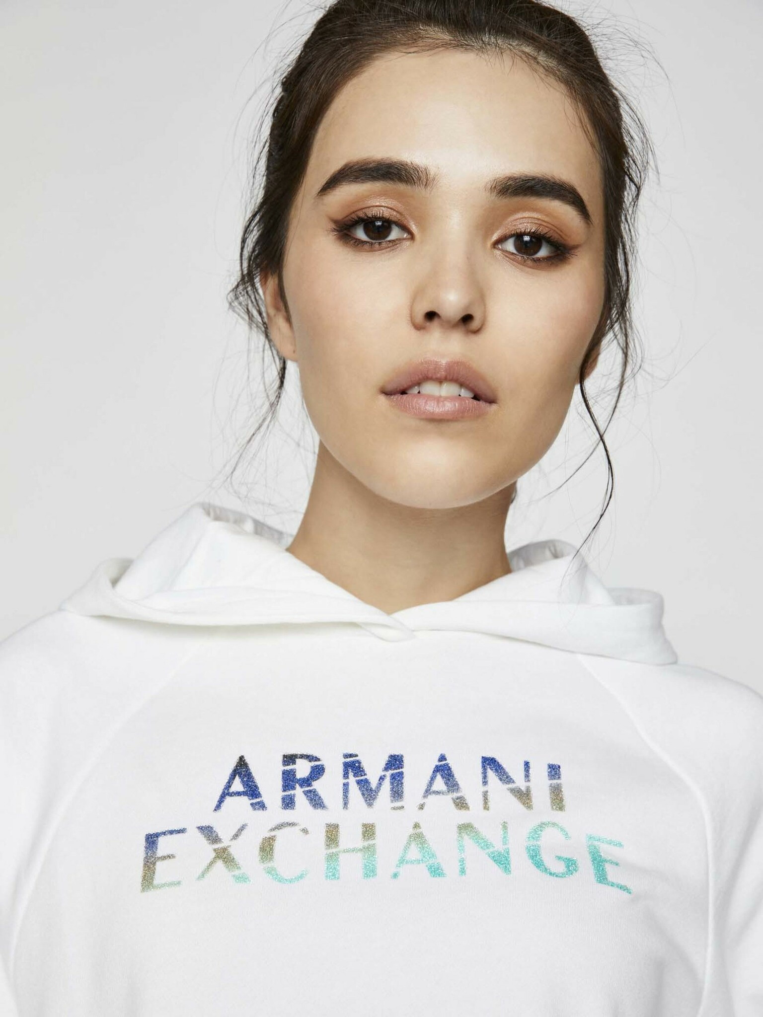 Armani Exchange Pulover Bela - Pepit.si