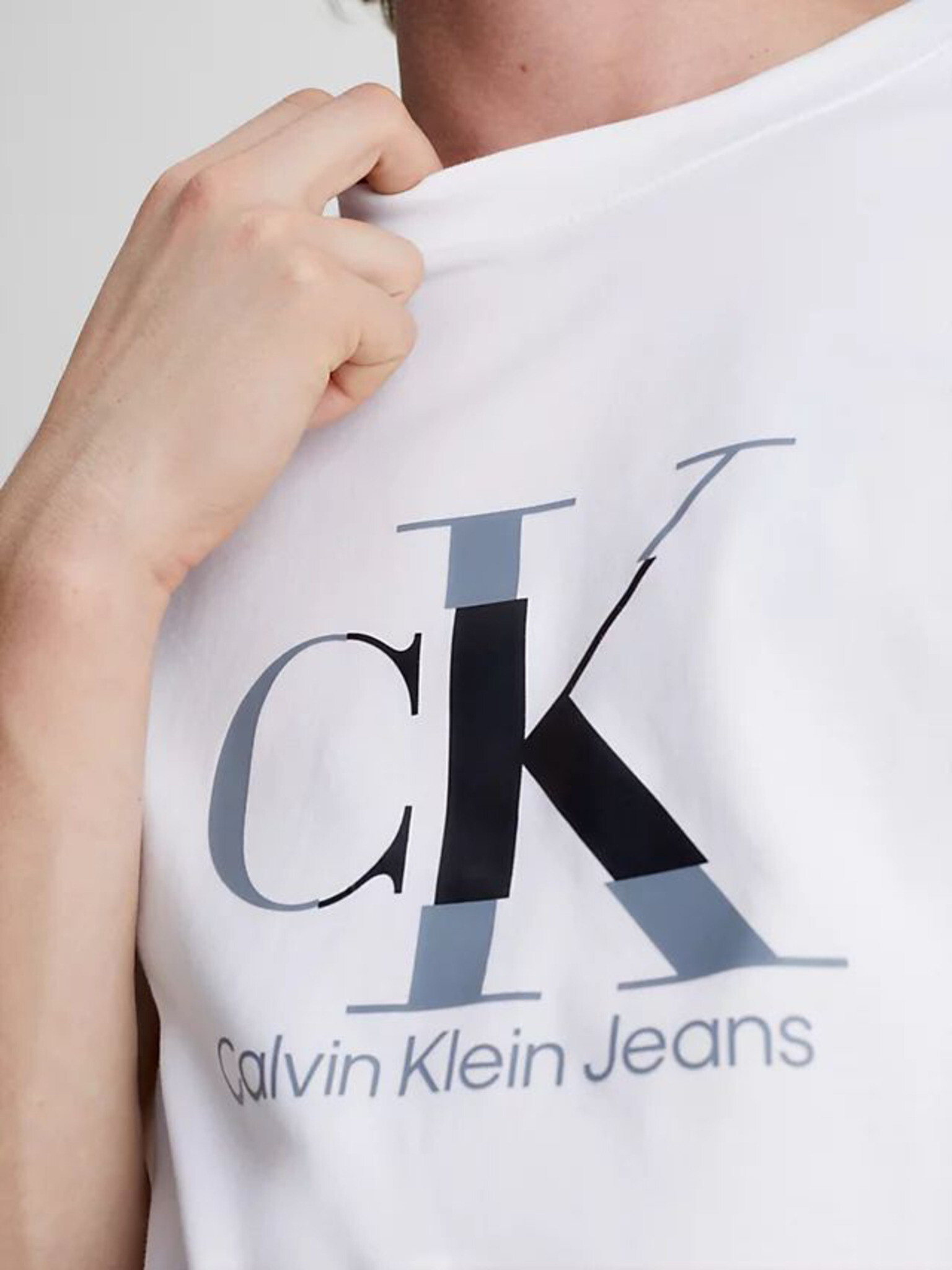 Calvin Klein Jeans Majica Bela - Pepit.si