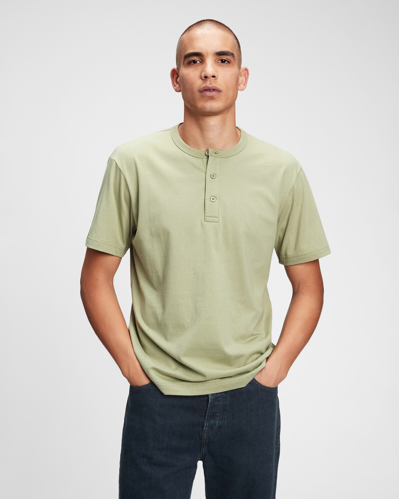 GAP Henley Majica Črna - Pepit.si