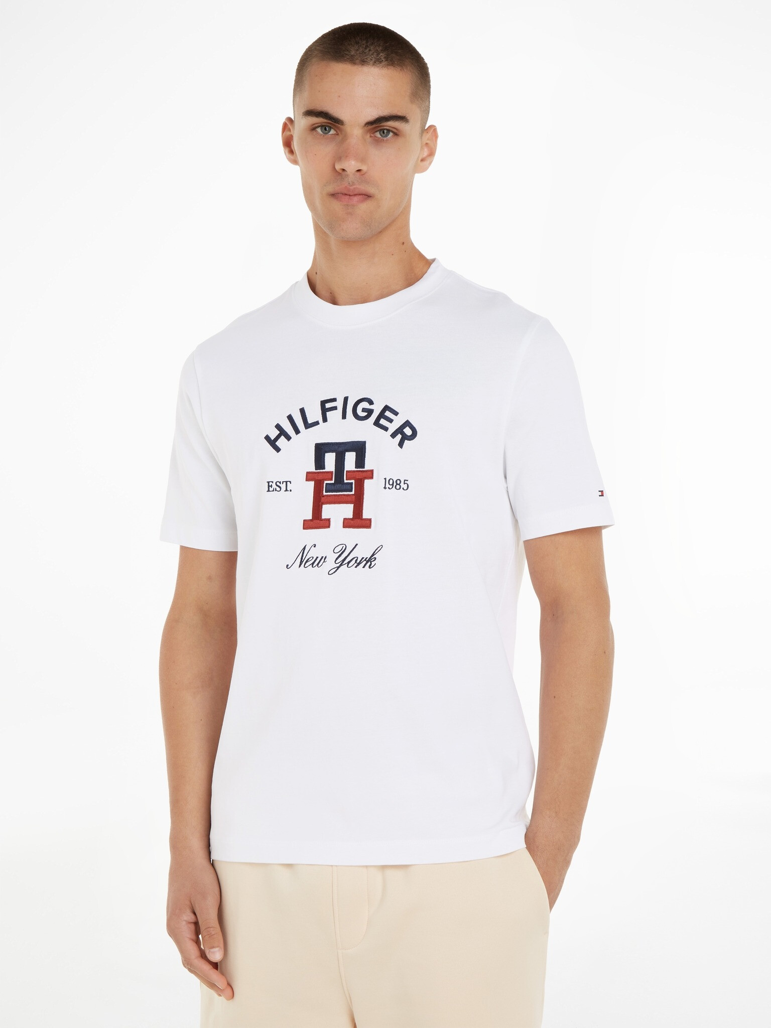 Tommy Hilfiger Curved Monogram Majica Bela - Pepit.si