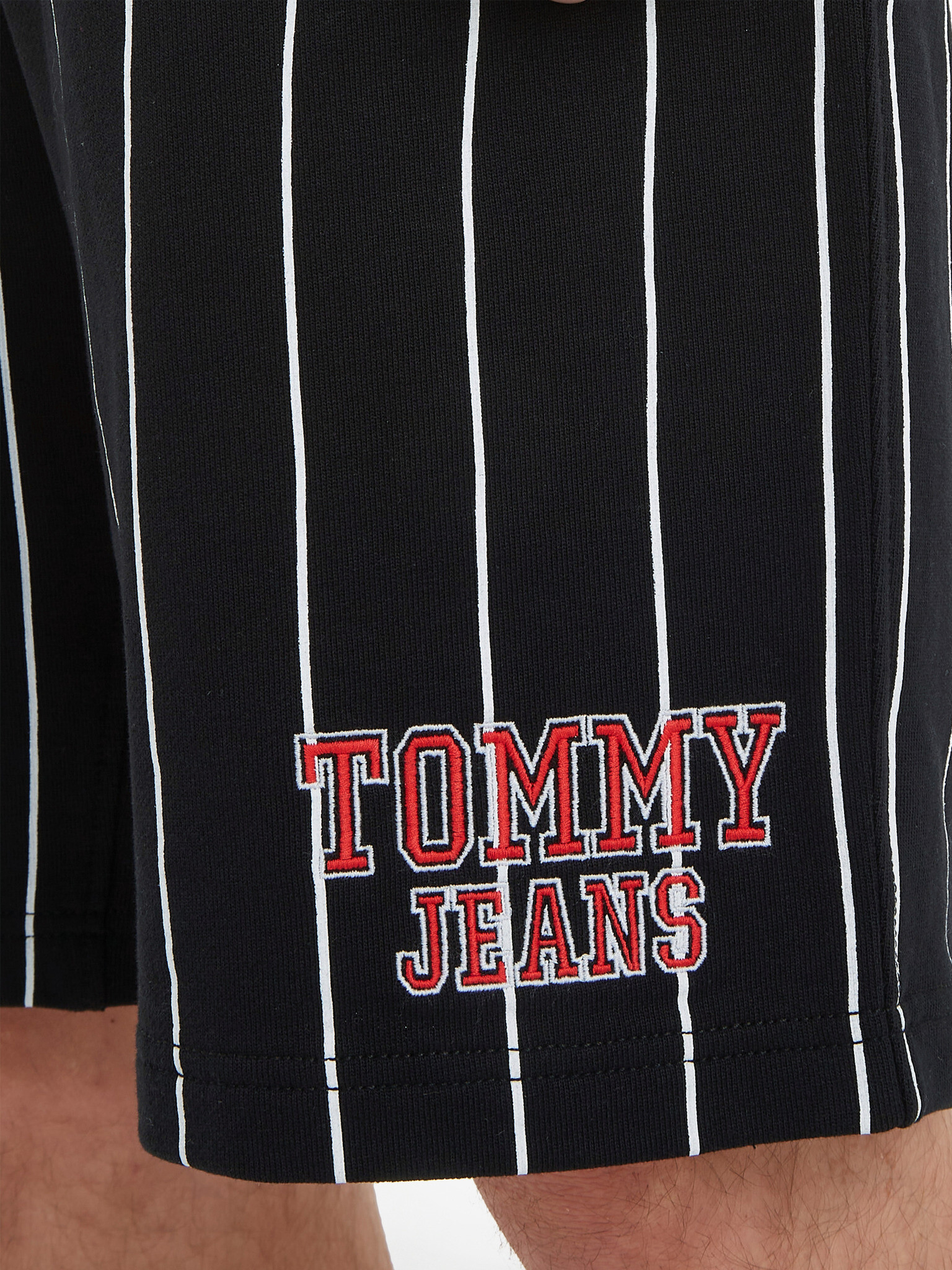 Tommy Jeans Kratke hlače Črna - Pepit.si