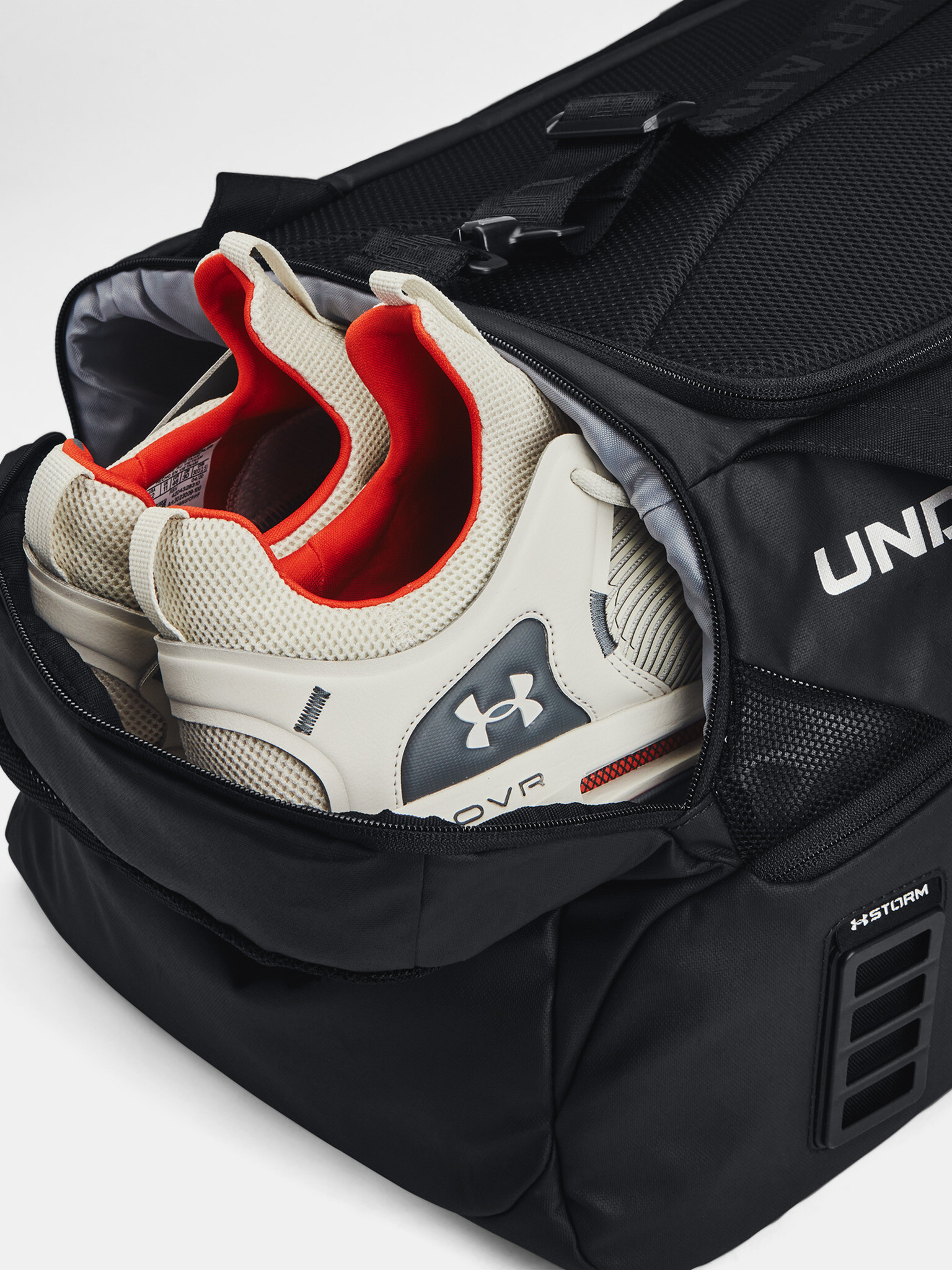 Under Armour Contain Duo MD Duffle Torba Črna - Pepit.si