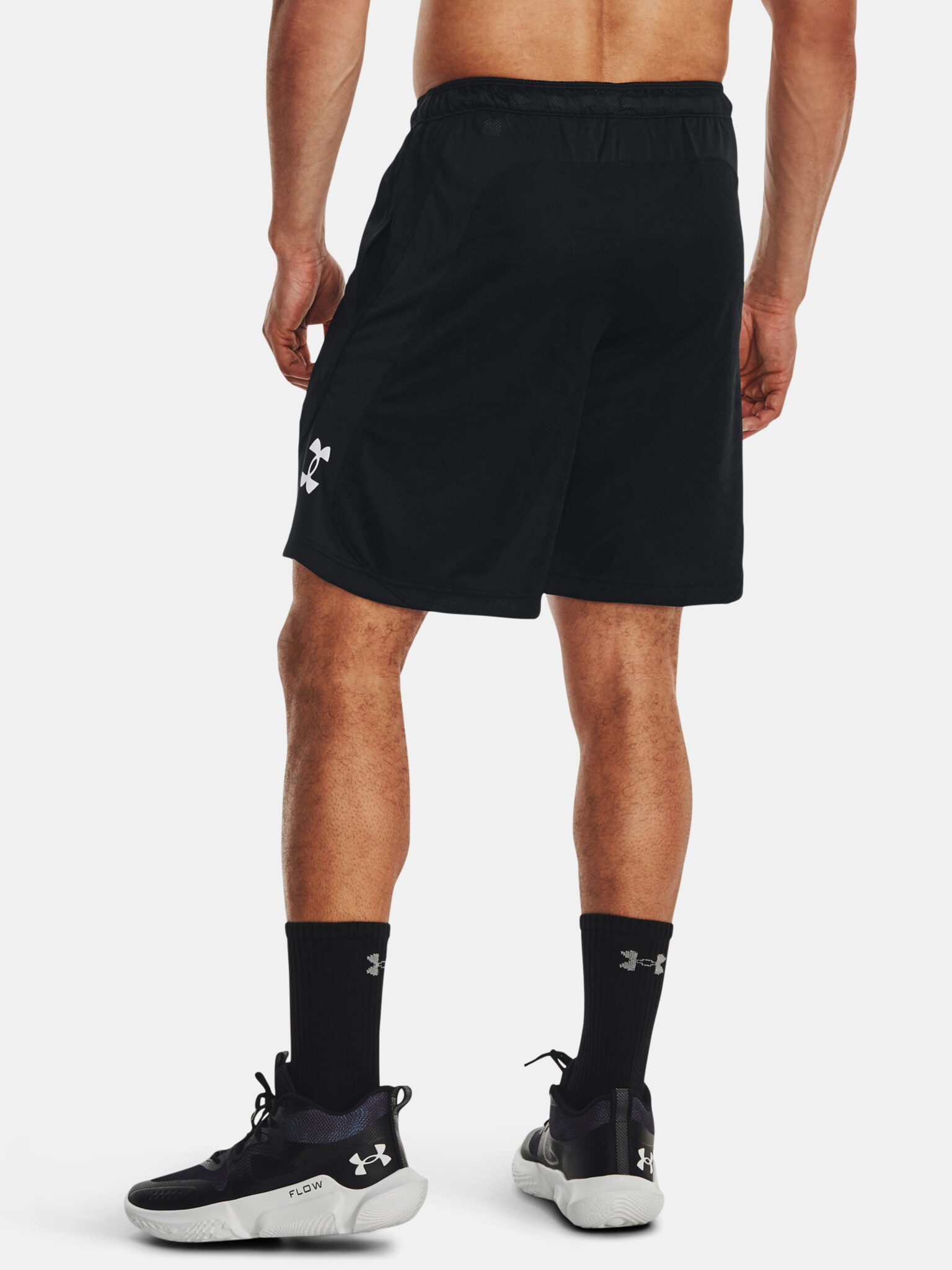 Under Armour UA Heatwave Hoops Short-BLK Kratke hlače Črna - Pepit.si