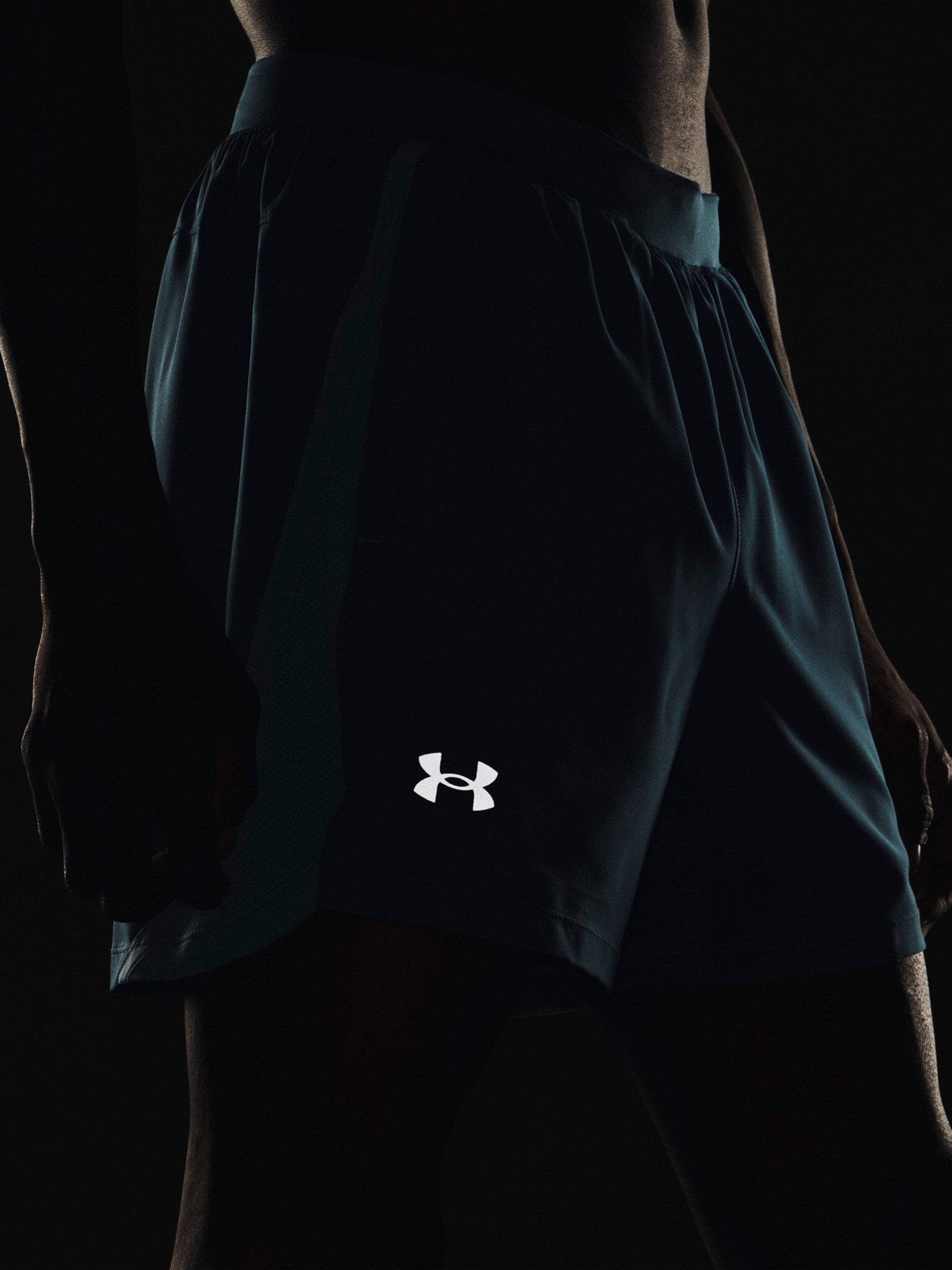 Under Armour UA LAUNCH 5'' SHORT-BLU Kratke hlače Modra - Pepit.si