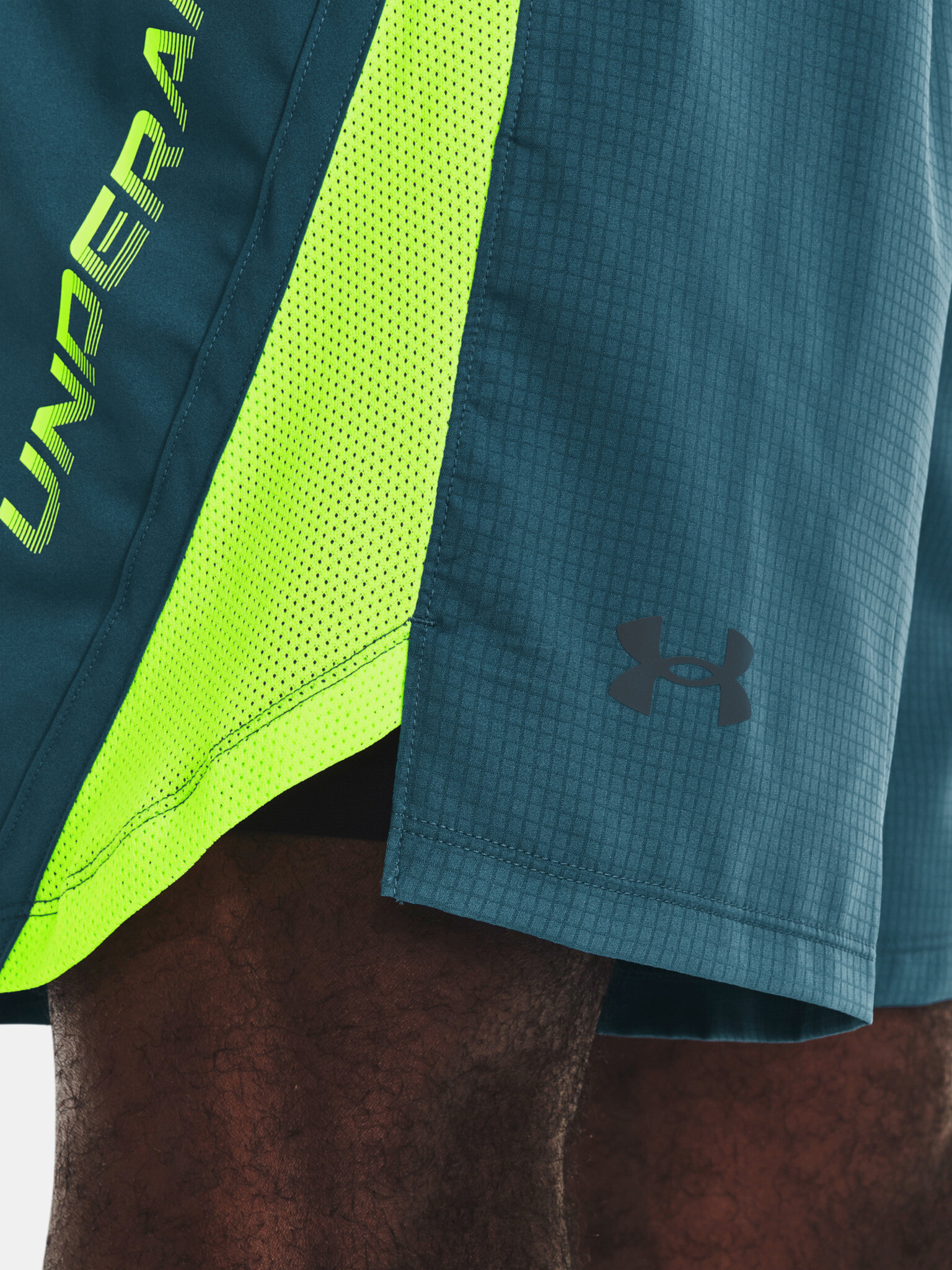 Under Armour UA Launch 7'' Graphic Kratke hlače Modra - Pepit.si