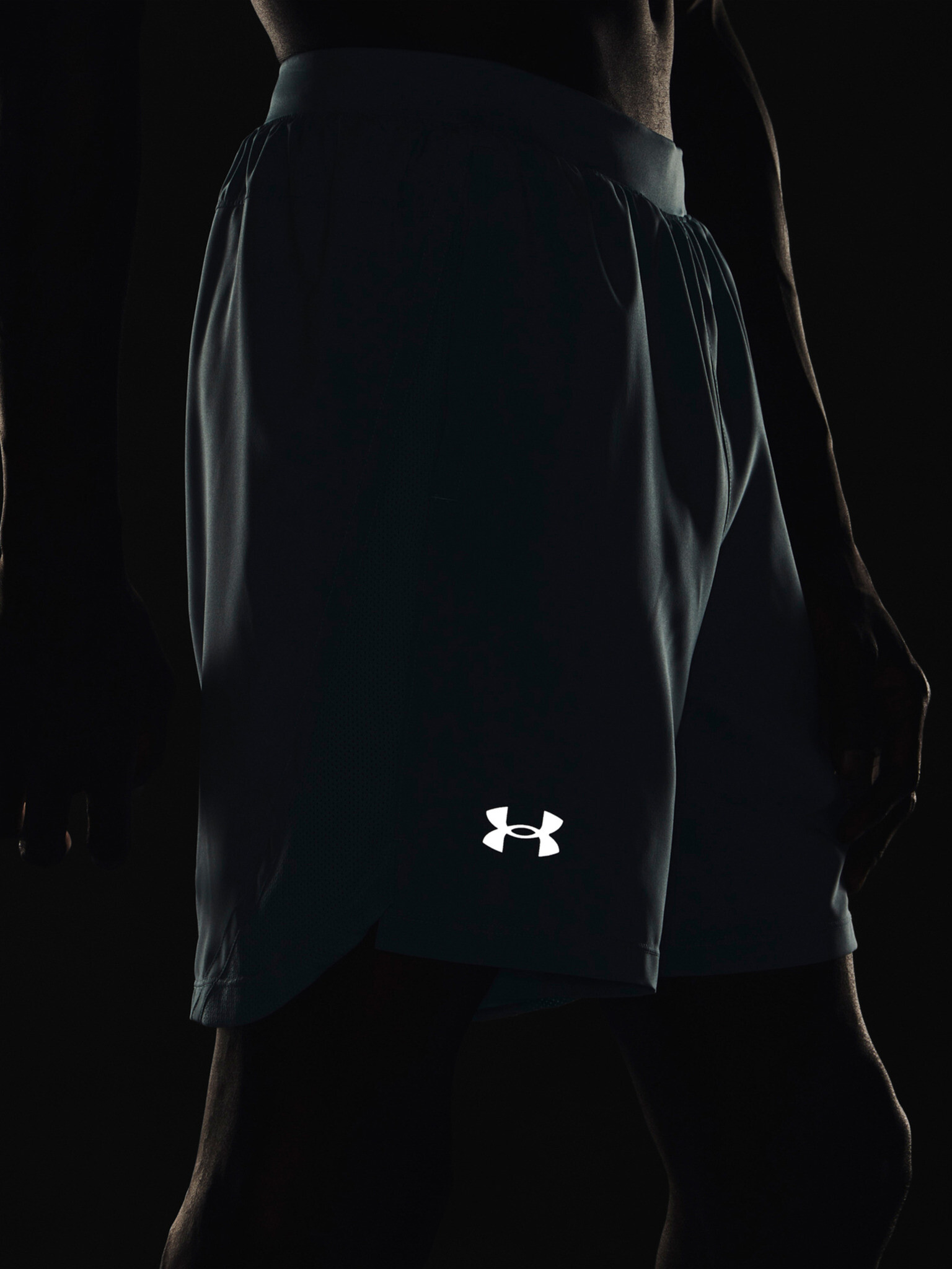 Under Armour UA Launch 7'' Kratke hlače Modra - Pepit.si