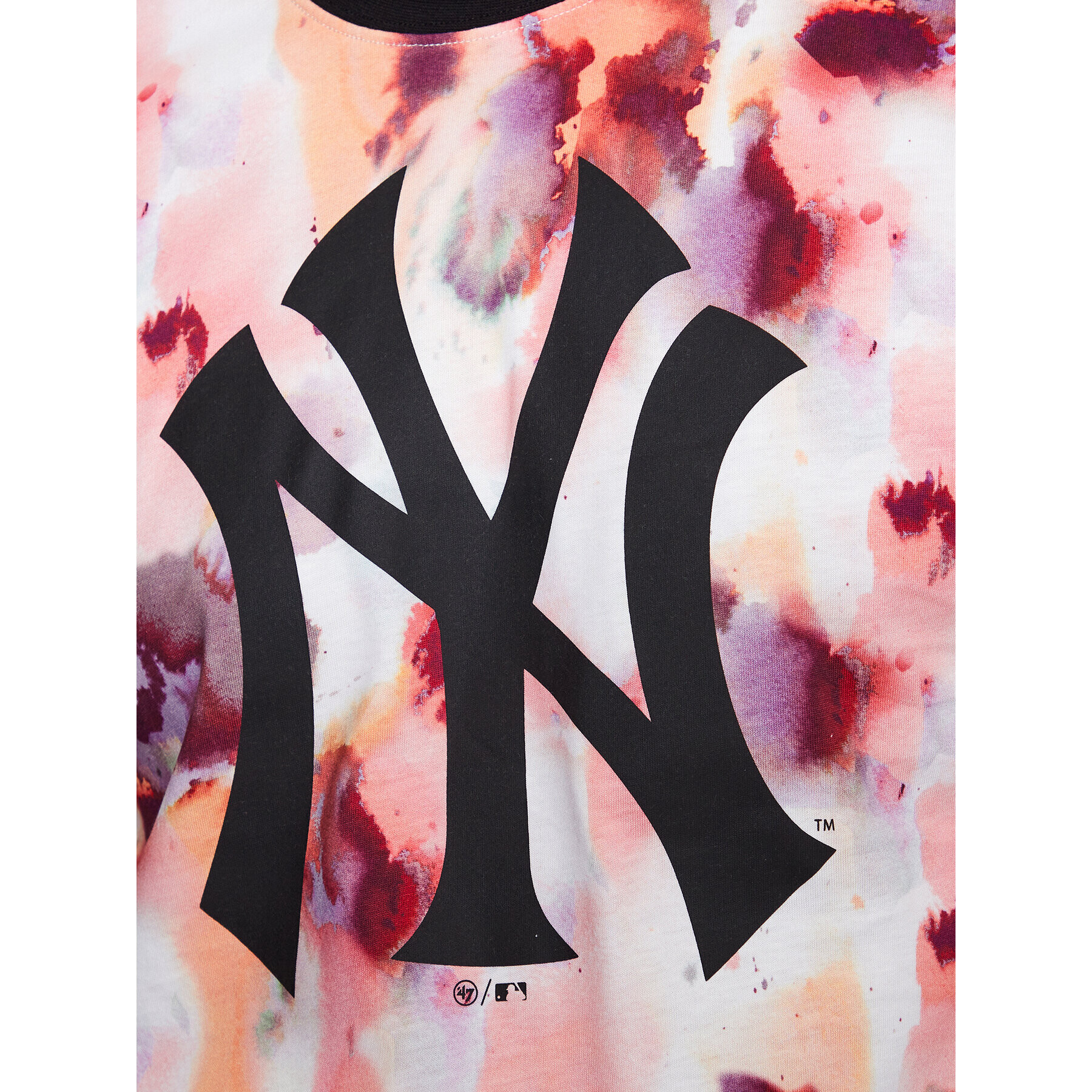 47 Brand Majica New York Yankees Day Glow Repeat 47 Echo Tee Pisana Regular Fit - Pepit.si