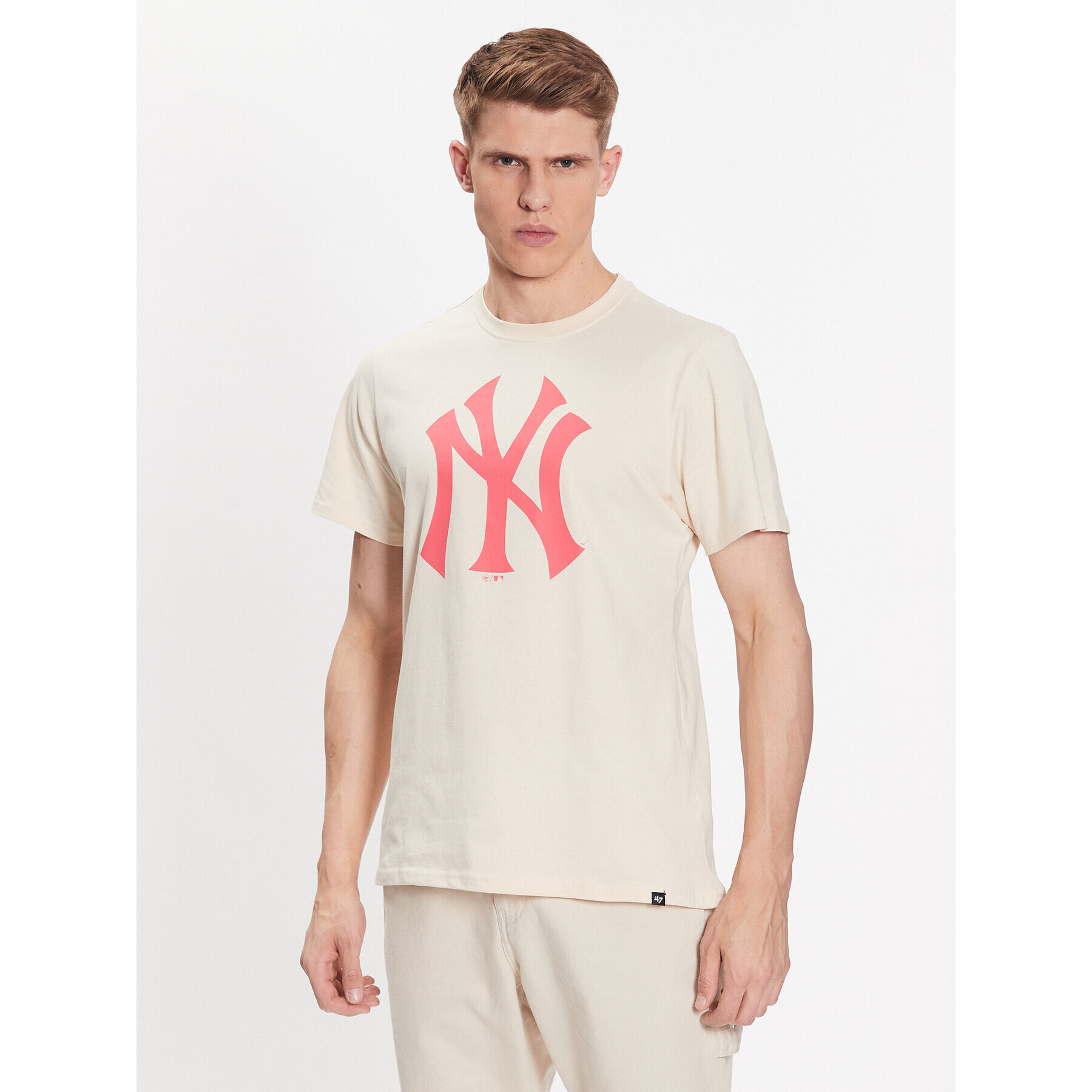 47 Brand Majica New York Yankees Imprint '47 Echo Tee Bež Regular Fit - Pepit.si