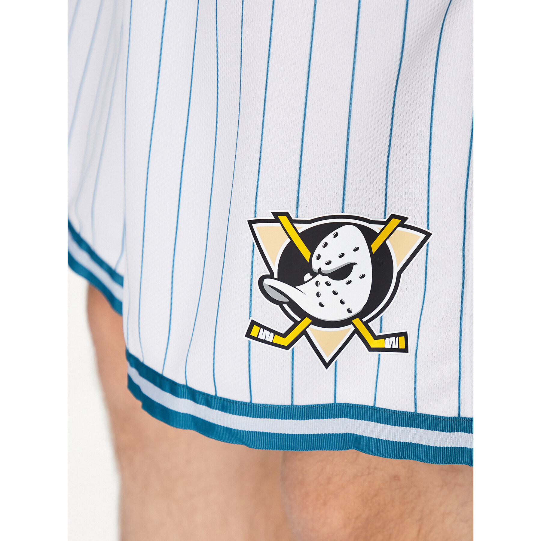 47 Brand Športne kratke hlače Anaheim Ducks Pinstriped 47 Grafton Shorts Bela Regular Fit - Pepit.si