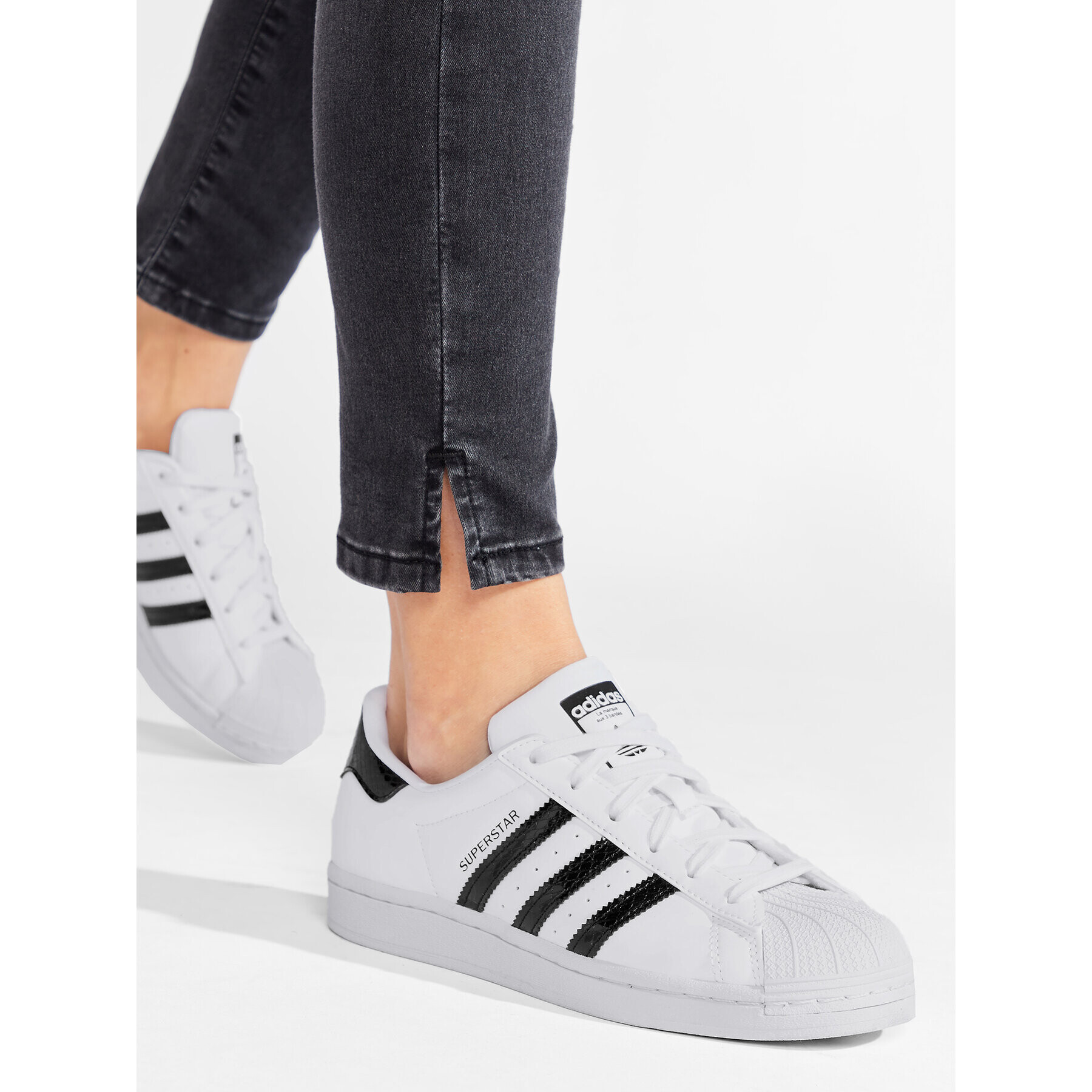 adidas Čevlji Superstar J GY9324 Bela - Pepit.si