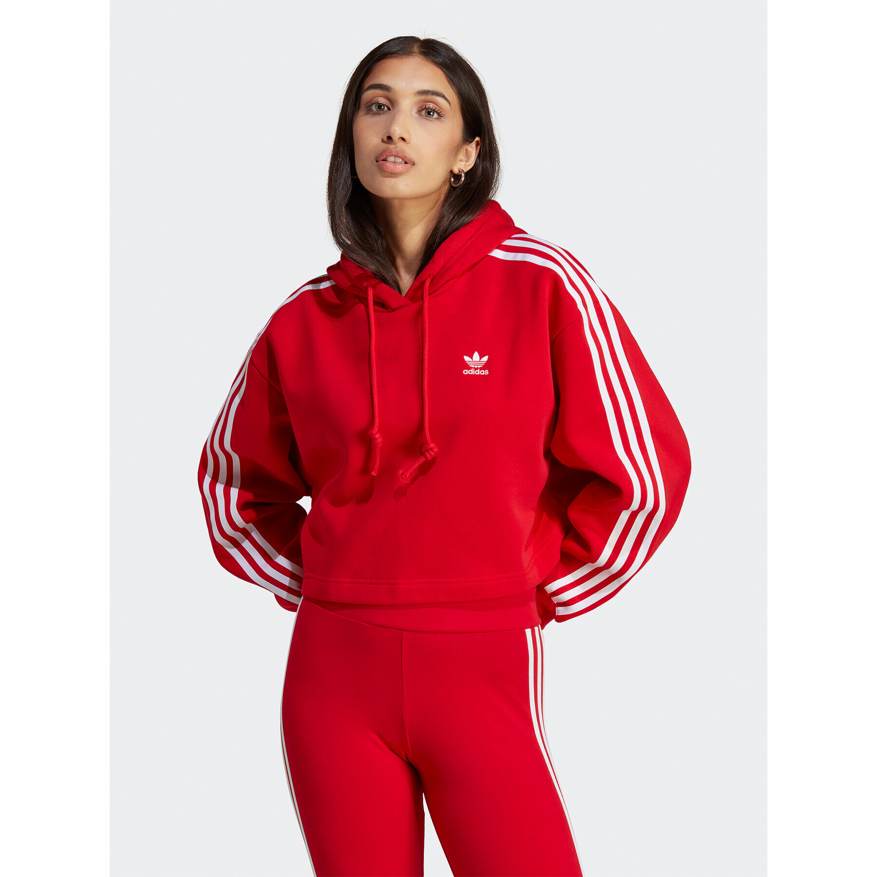 adidas Jopa Adicolor Classics Crop Hoodie IB7389 Rdeča Loose Fit - Pepit.si