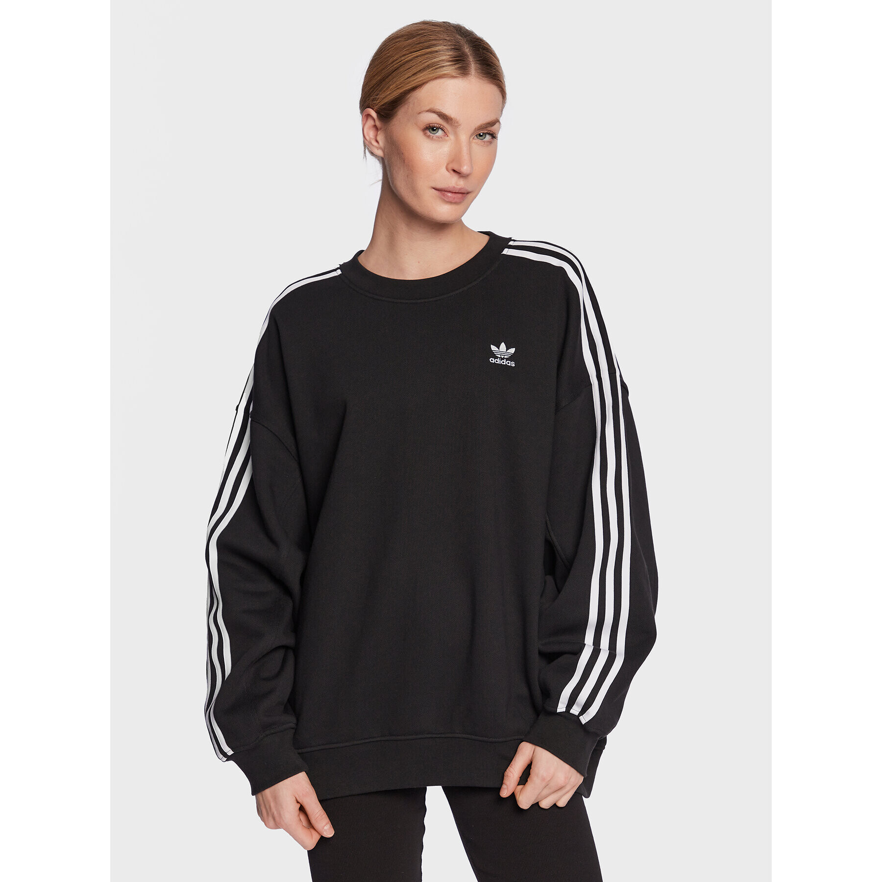 adidas Jopa Adicolor Classics Oversized Sweatshirt IB7444 Črna Relaxed Fit - Pepit.si