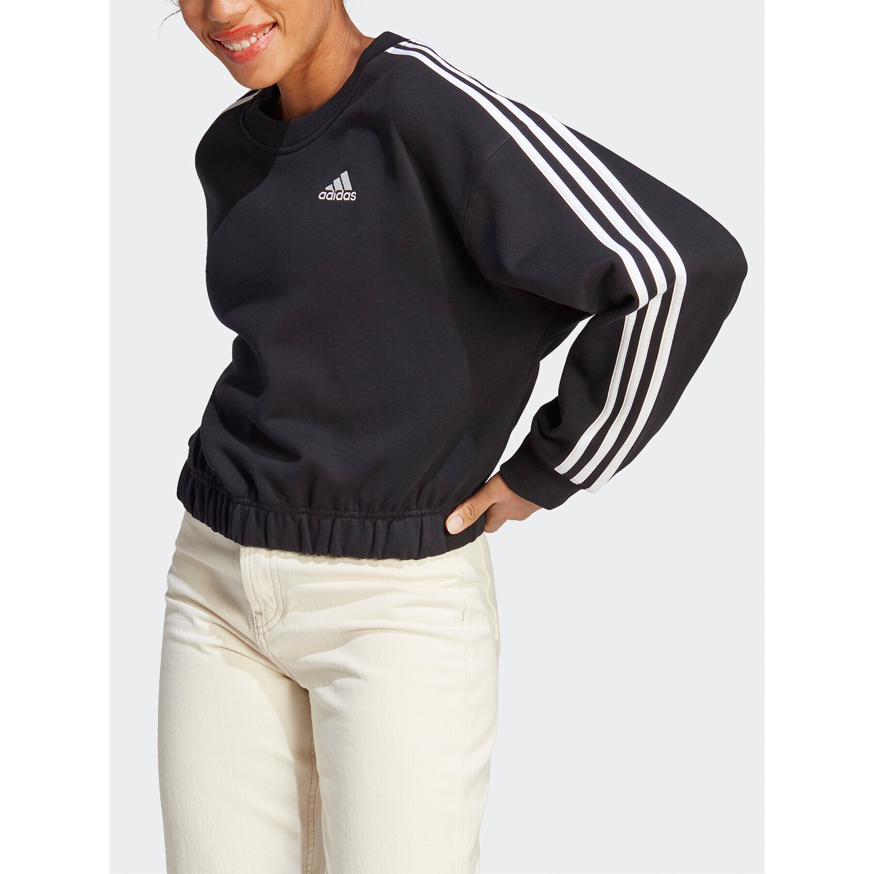 adidas Jopa Essentials 3-Stripes Crop Sweatshirt HR4926 Črna Loose Fit - Pepit.si