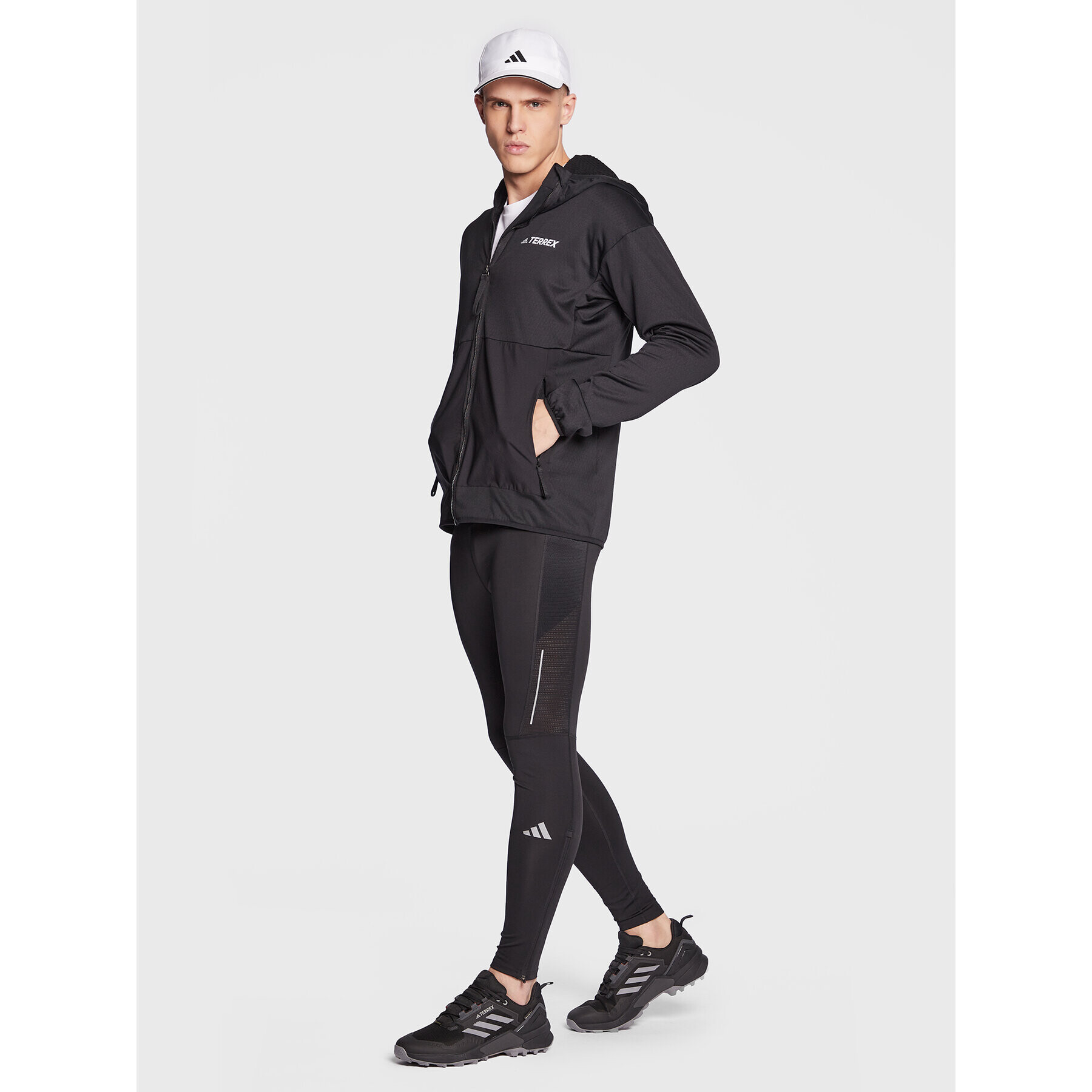 adidas Pajkice Own the Run Leggings HM8444 Črna Fitted Fit - Pepit.si