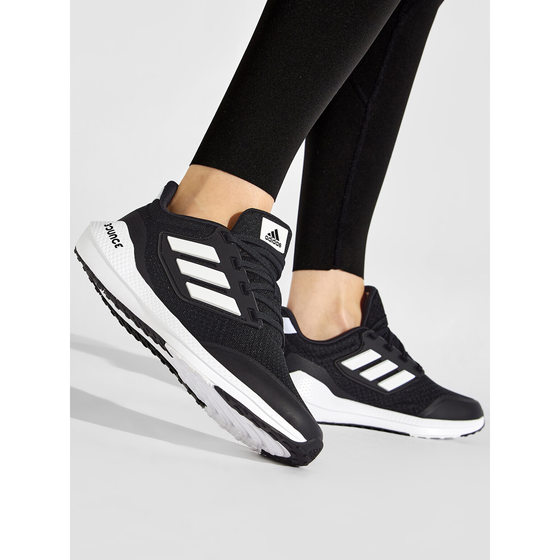 adidas Čevlji Eq21 Run 2.0 J GY4354 Črna - Pepit.si