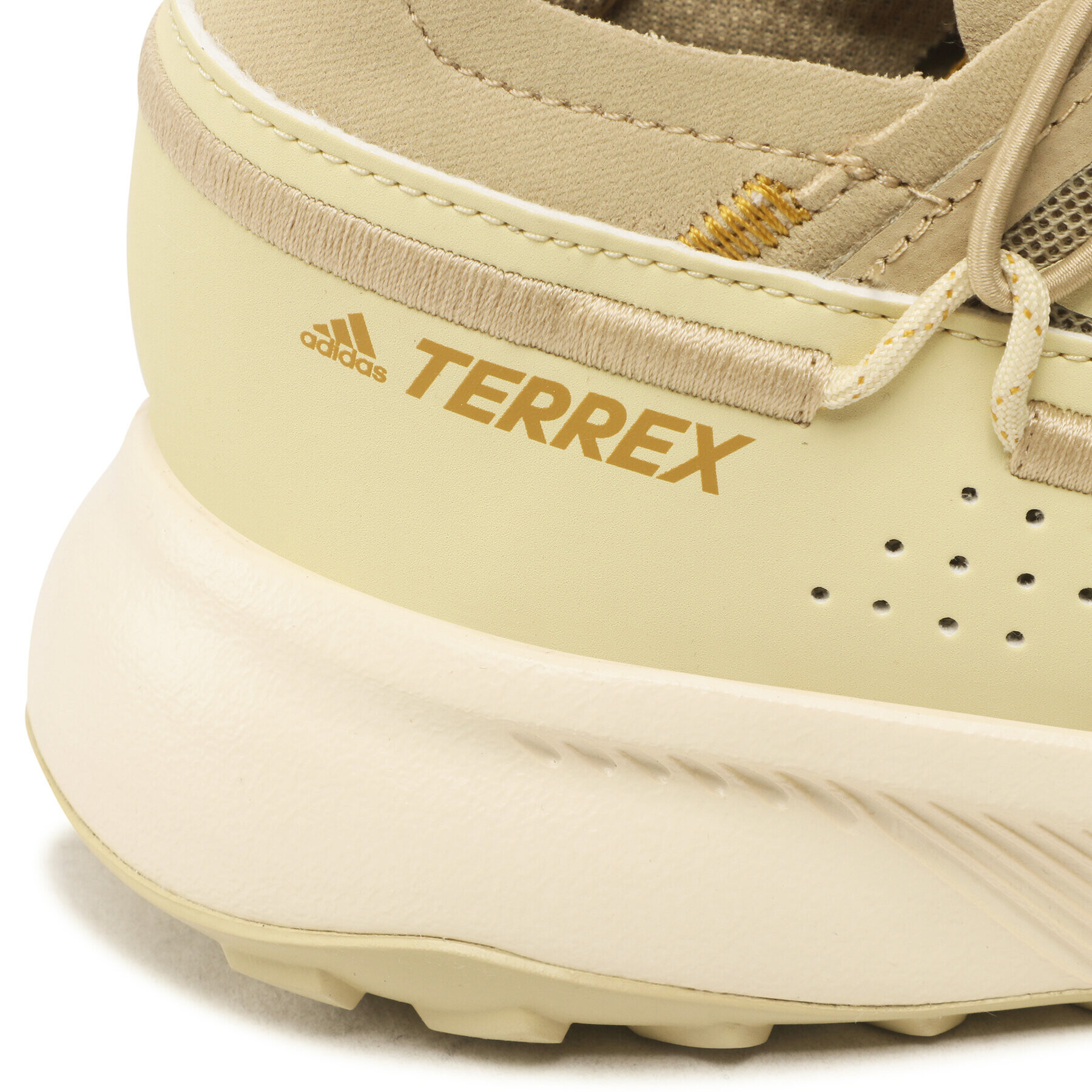 adidas Čevlji Terrex Voyager 21 GZ9222 Bež - Pepit.si