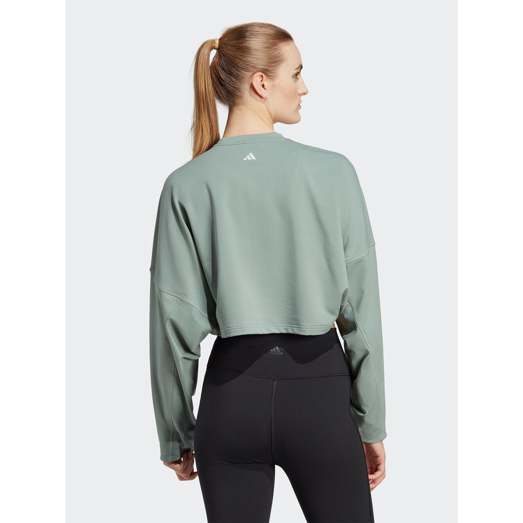 adidas Jopa Yoga Studio Crop Sweatshirt HR5086 Zelena Loose Fit - Pepit.si