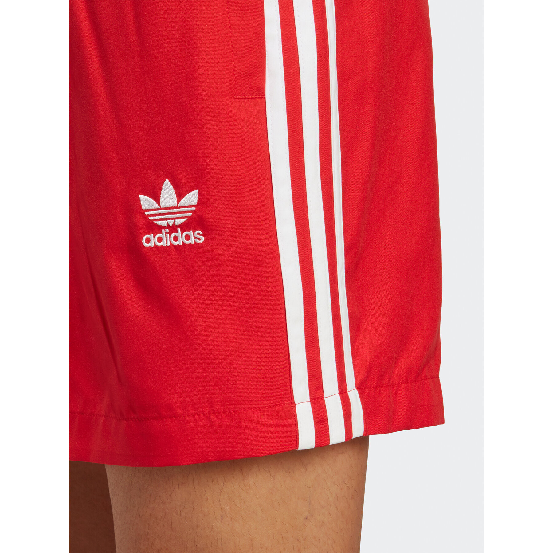 adidas Kopalne hlače Originals Adicolor 3-Stripes Swim Shorts H44768 Rdeča Regular Fit - Pepit.si