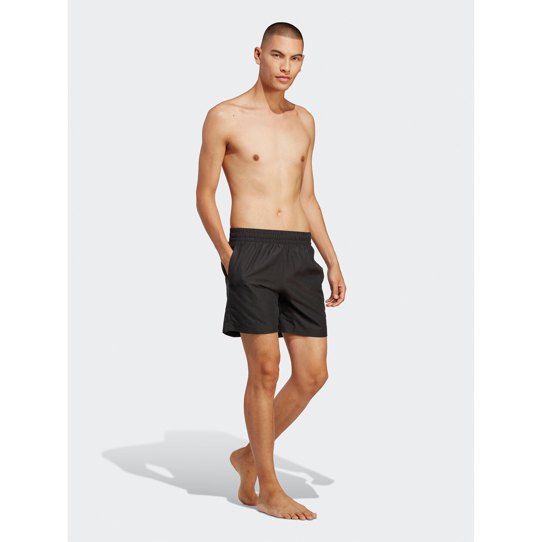 adidas Kopalne hlače Originals Essentials Solid Swim Shorts HT4411 Črna Regular Fit - Pepit.si